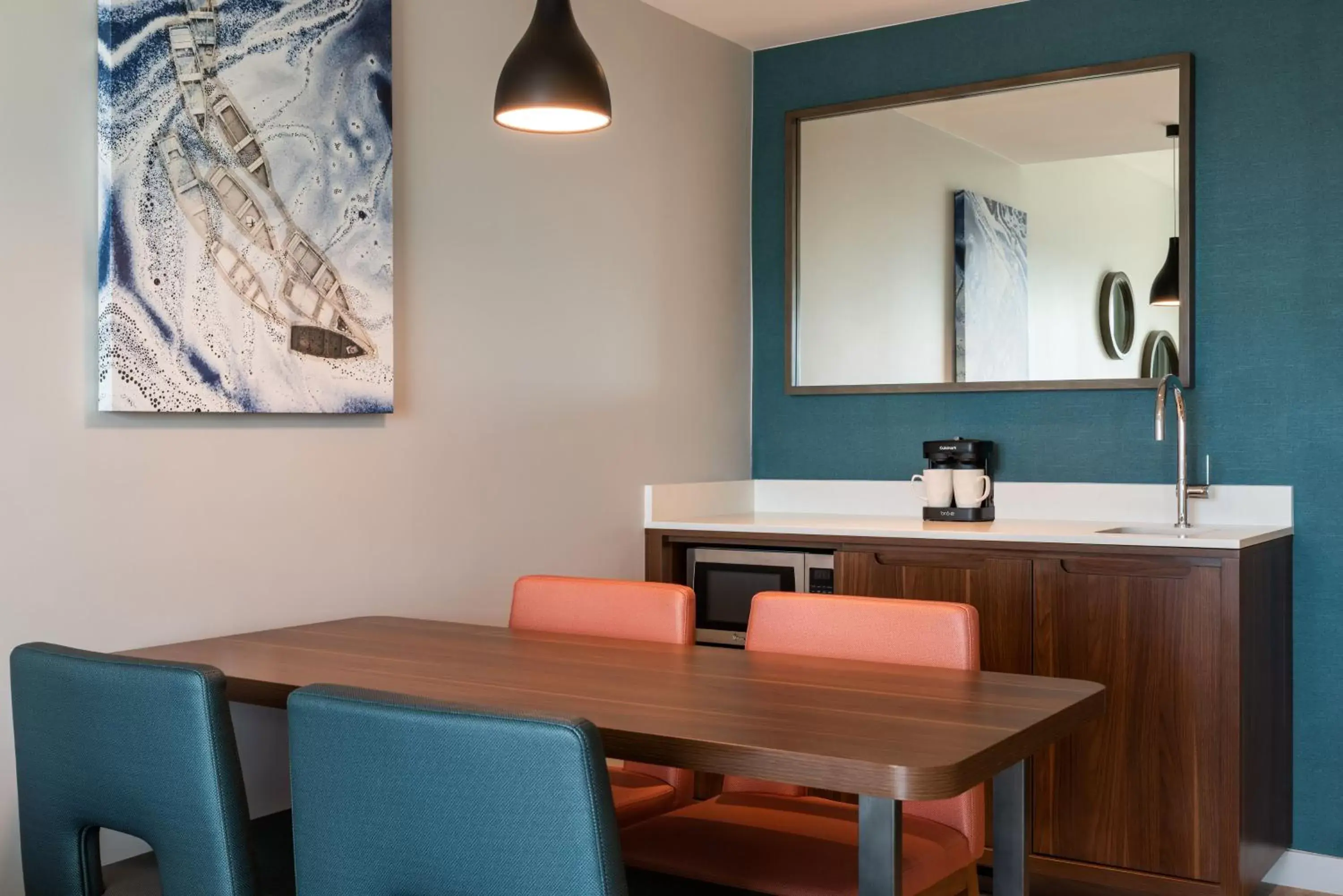 One Bedroom Suite with Two Queen Beds and Corner Oceanfront in Embassy Suites By Hilton Aruba Beach Resort One Bedroom Suite with Two Queen Beds and Corner Oceanfront in Embassy Suites By Hilton Aruba Beach Resort