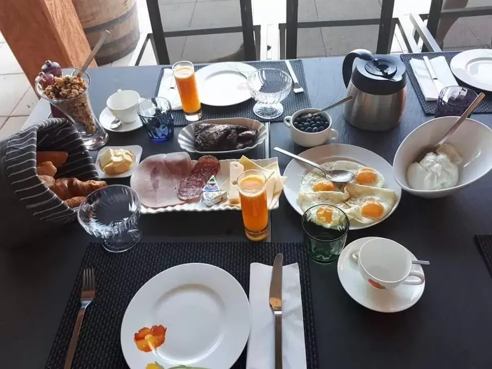 Breakfast in Villa Catharina