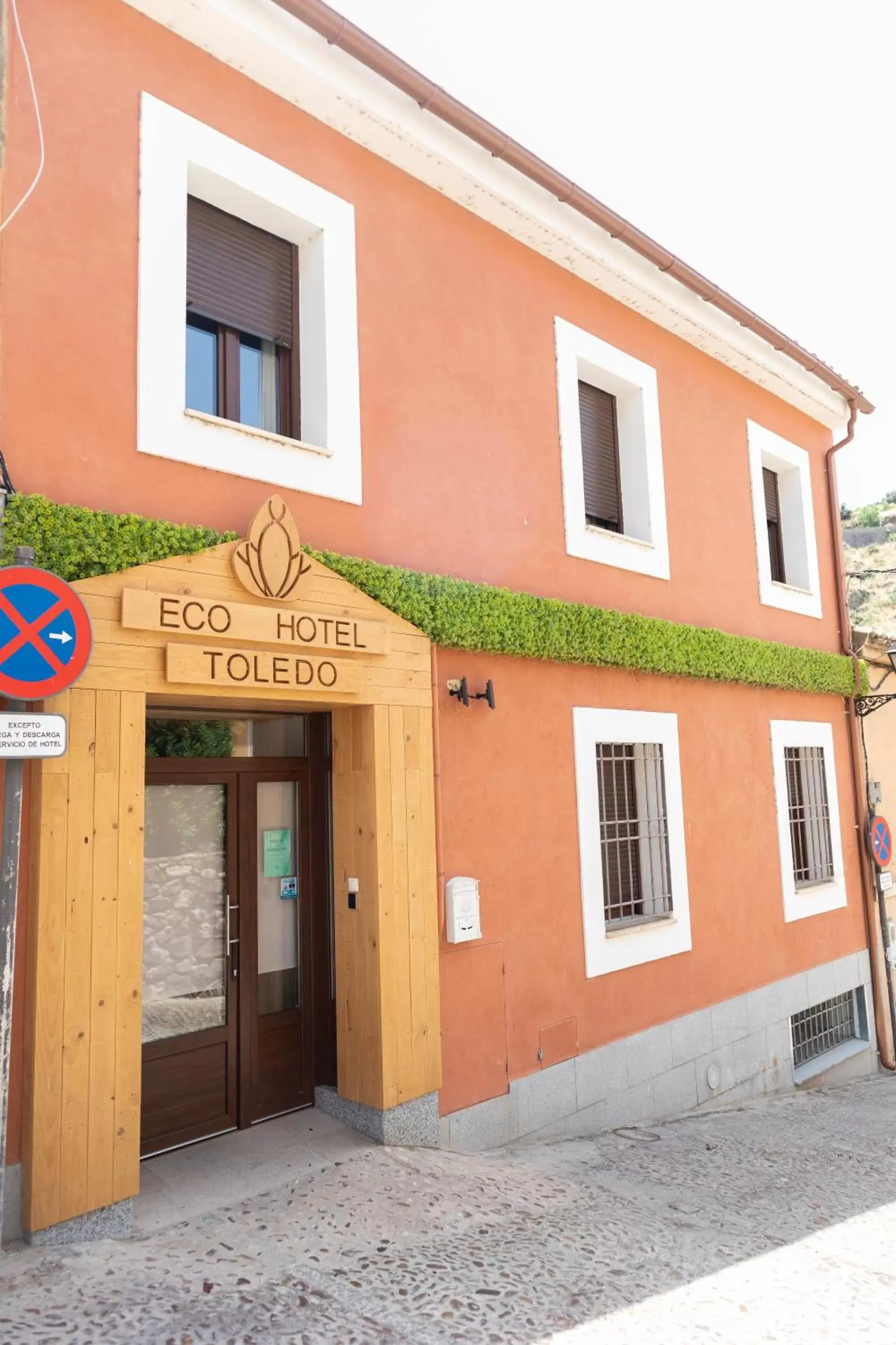 Property Building in Eco Hotel Toledo