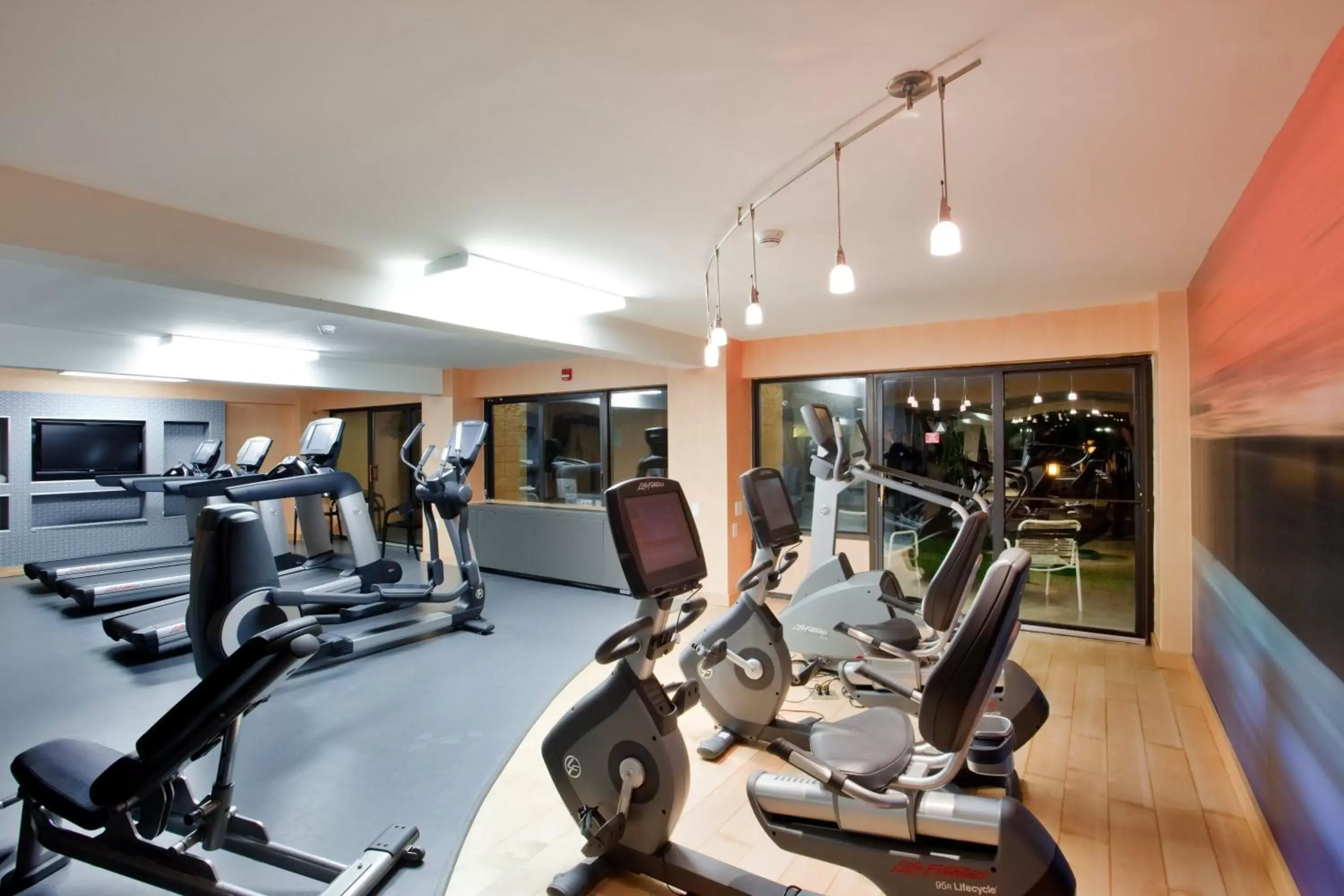 Fitness centre/facilities, Fitness Center/Facilities in Holiday Inn Virginia Beach - Norfolk, an IHG Hotel