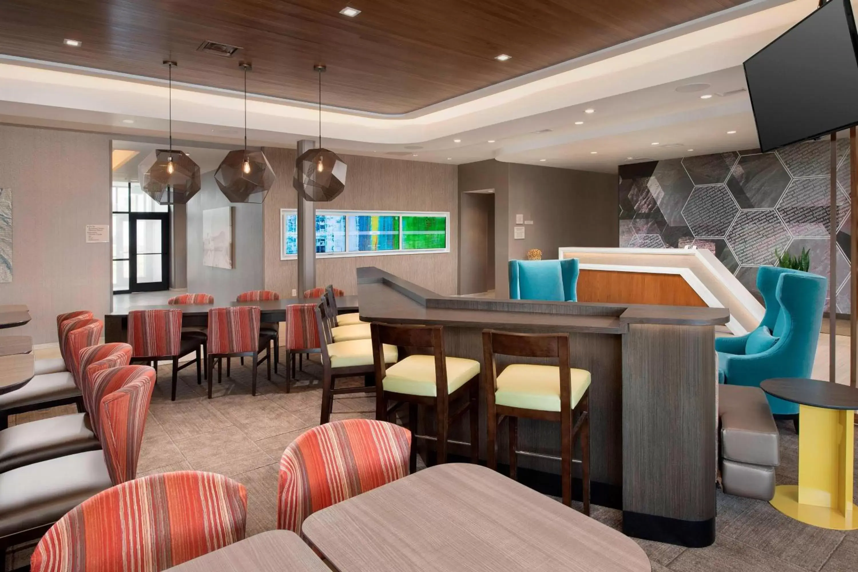 Restaurant/places to eat in SpringHill Suites by Marriott Albuquerque North/Journal Center