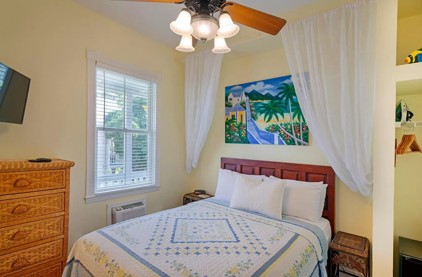 Bed in Coco Plum Inn