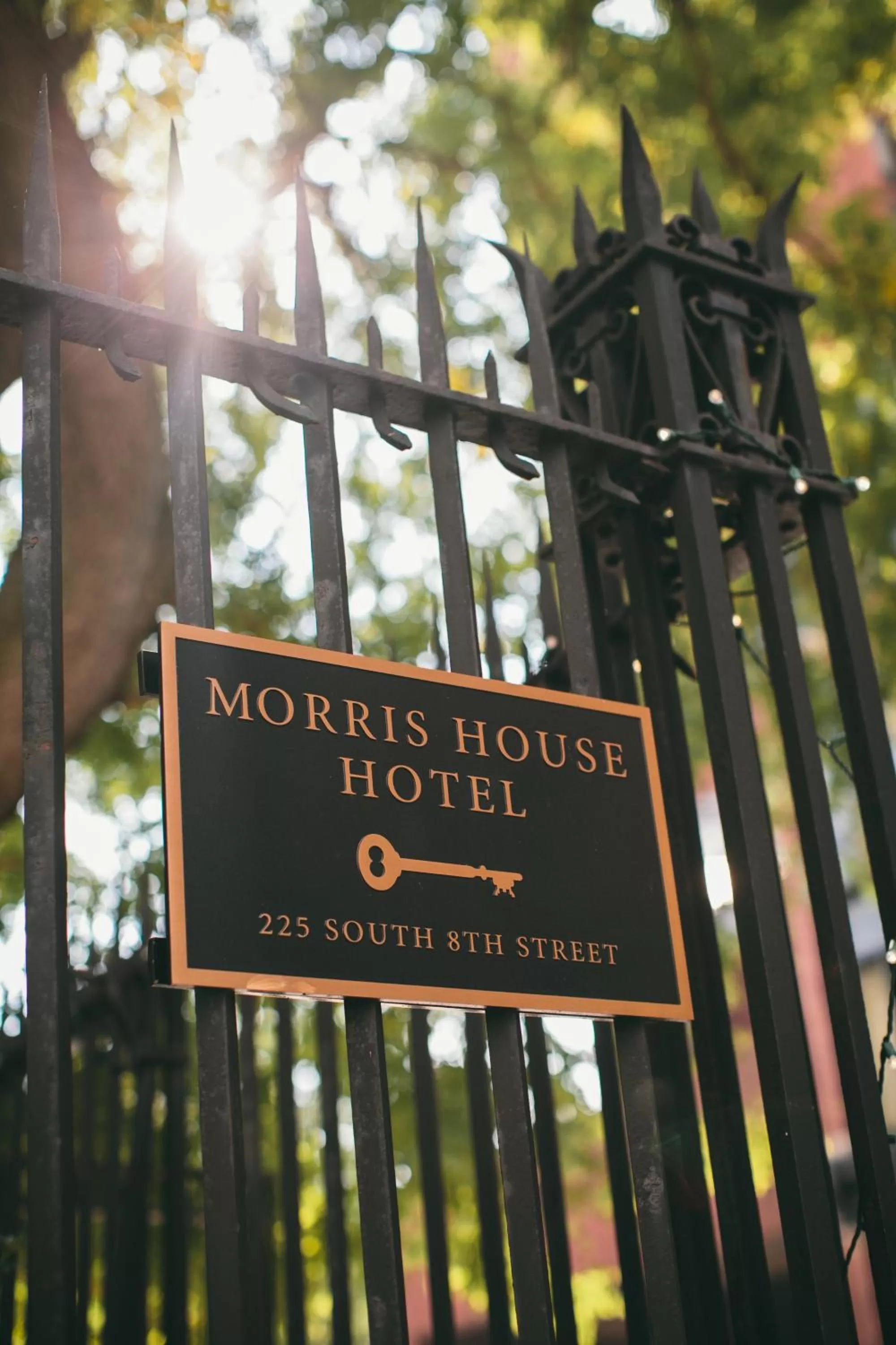 Facade/entrance in Morris House Hotel