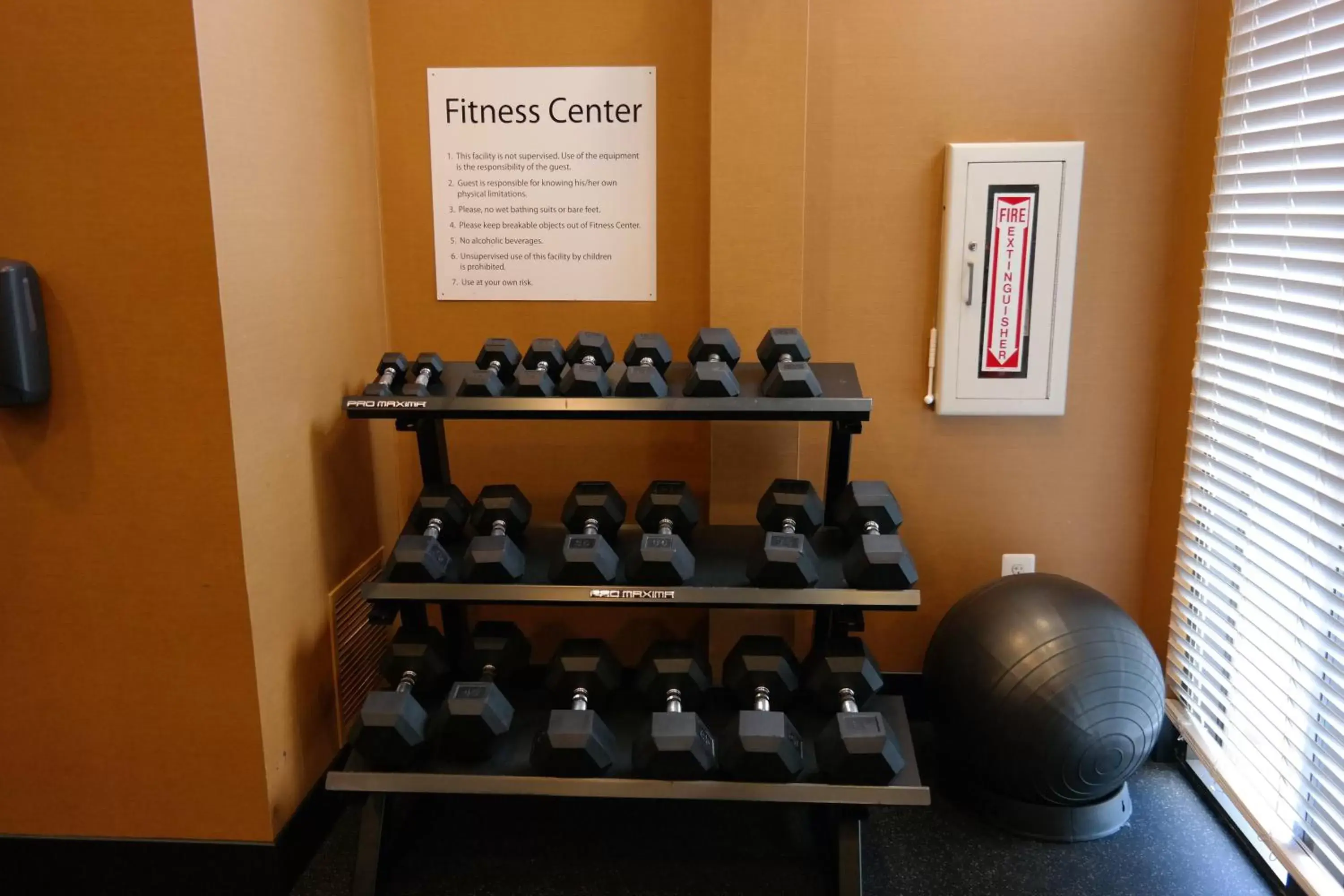 Fitness centre/facilities, Fitness Center/Facilities in Holiday Inn Express Fredericksburg - Southpoint, an IHG Hotel