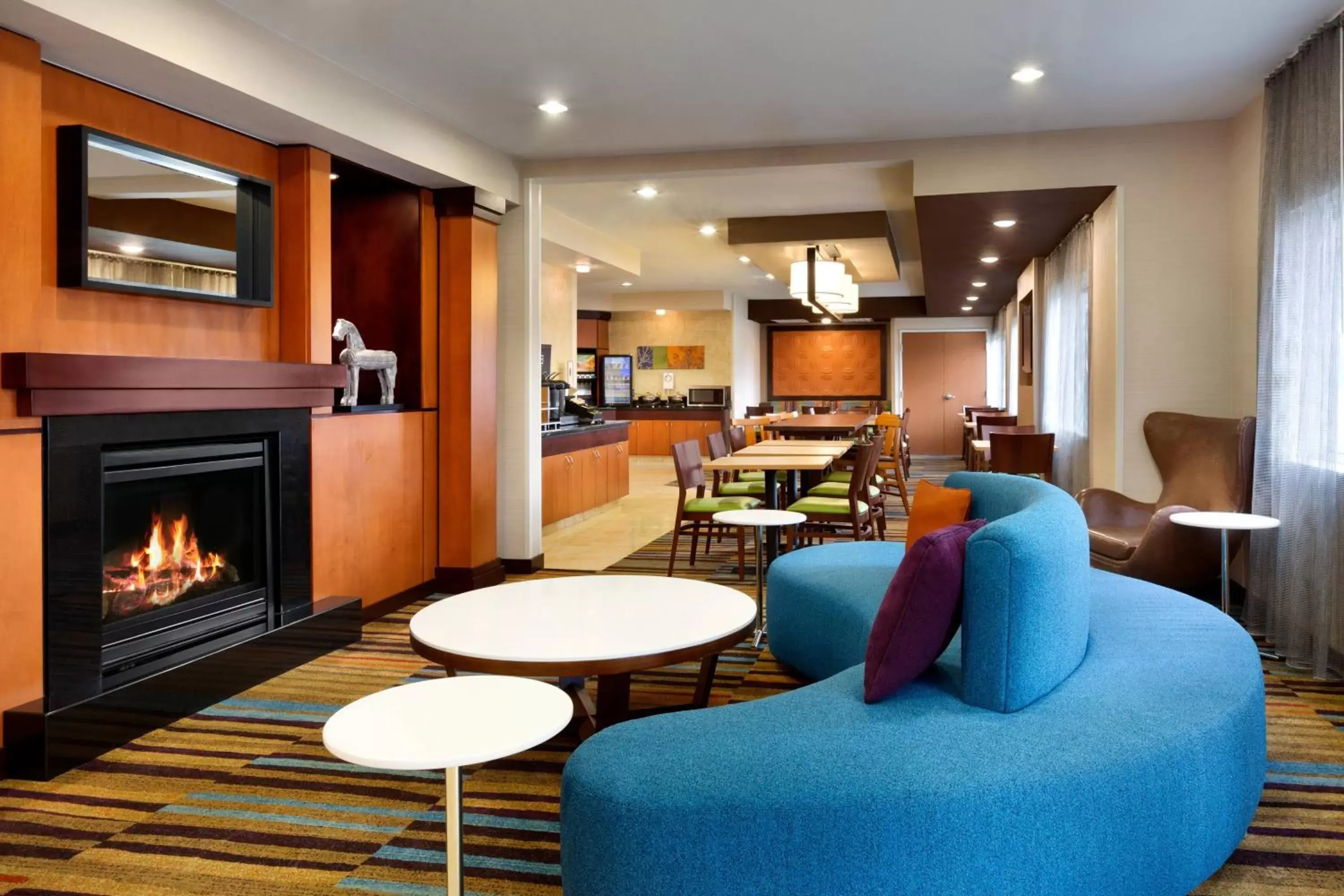 Lobby or reception, Lounge/Bar in Fairfield Inn & Suites Dallas Mesquite