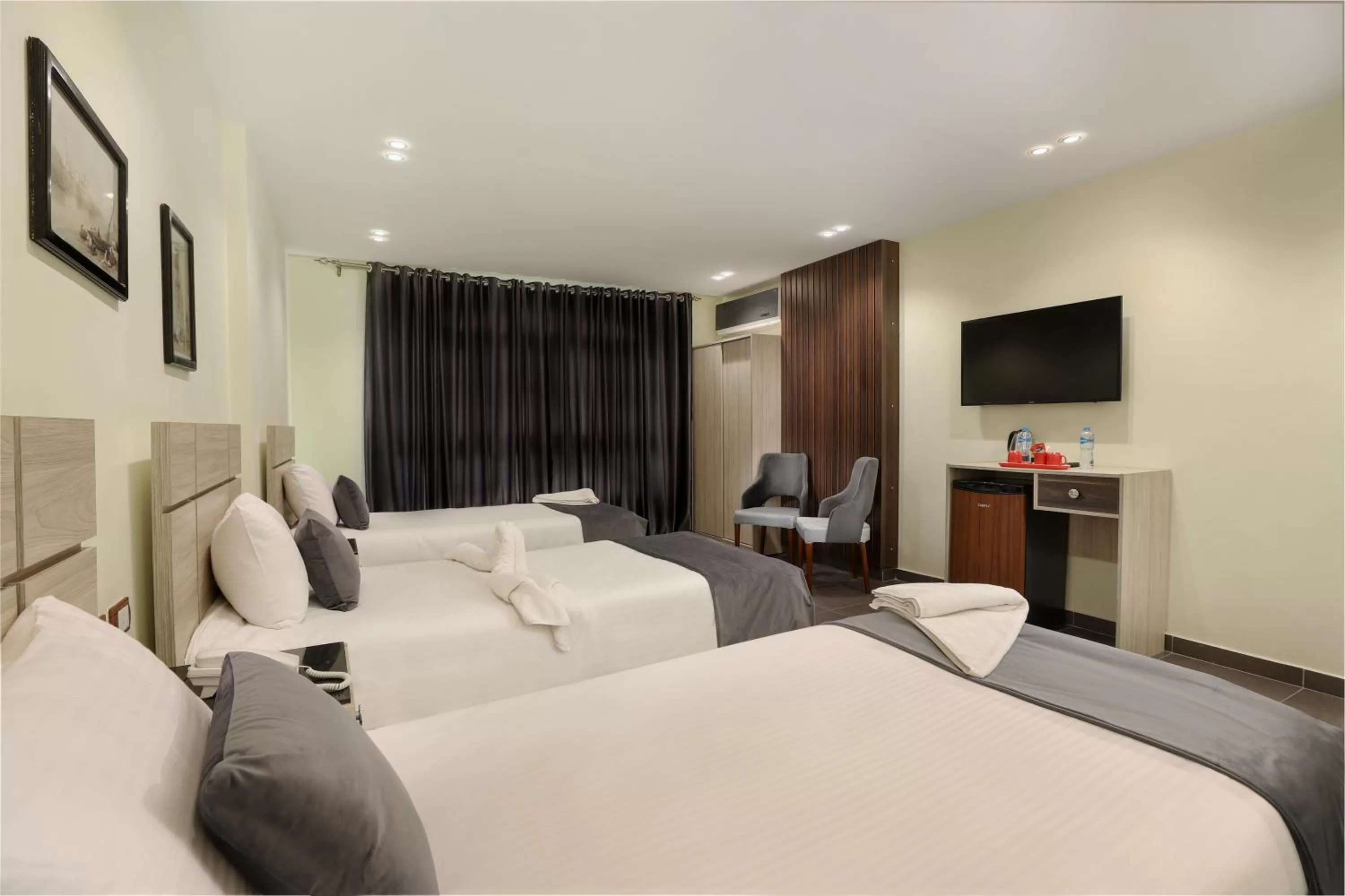 Bed in Brothers Pyramids View