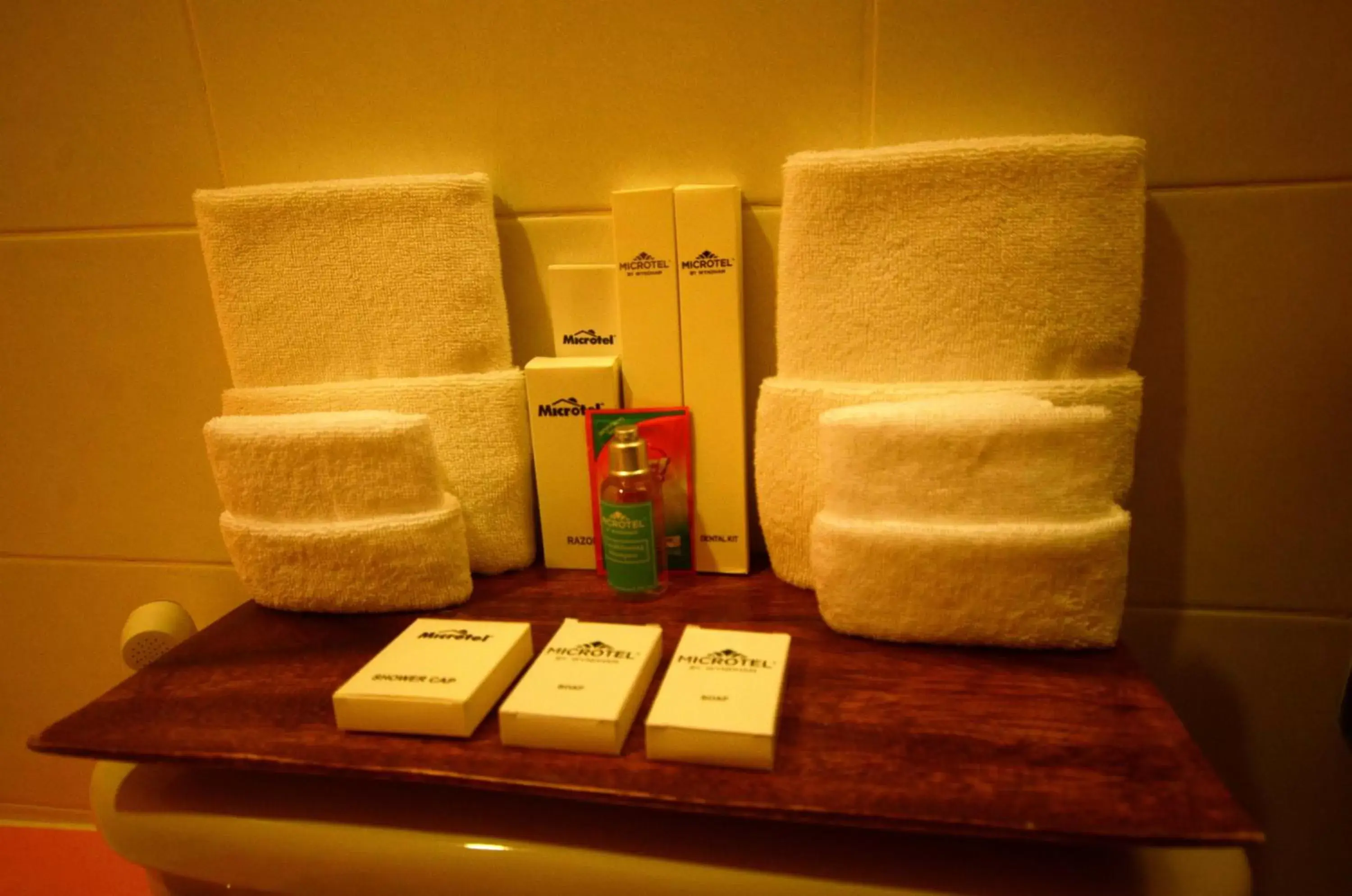 2 Queen Beds Room - Beach View in Microtel by Wyndham Puerto Princesa 2 Queen Beds Room - Beach View in Microtel by Wyndham Puerto Princesa