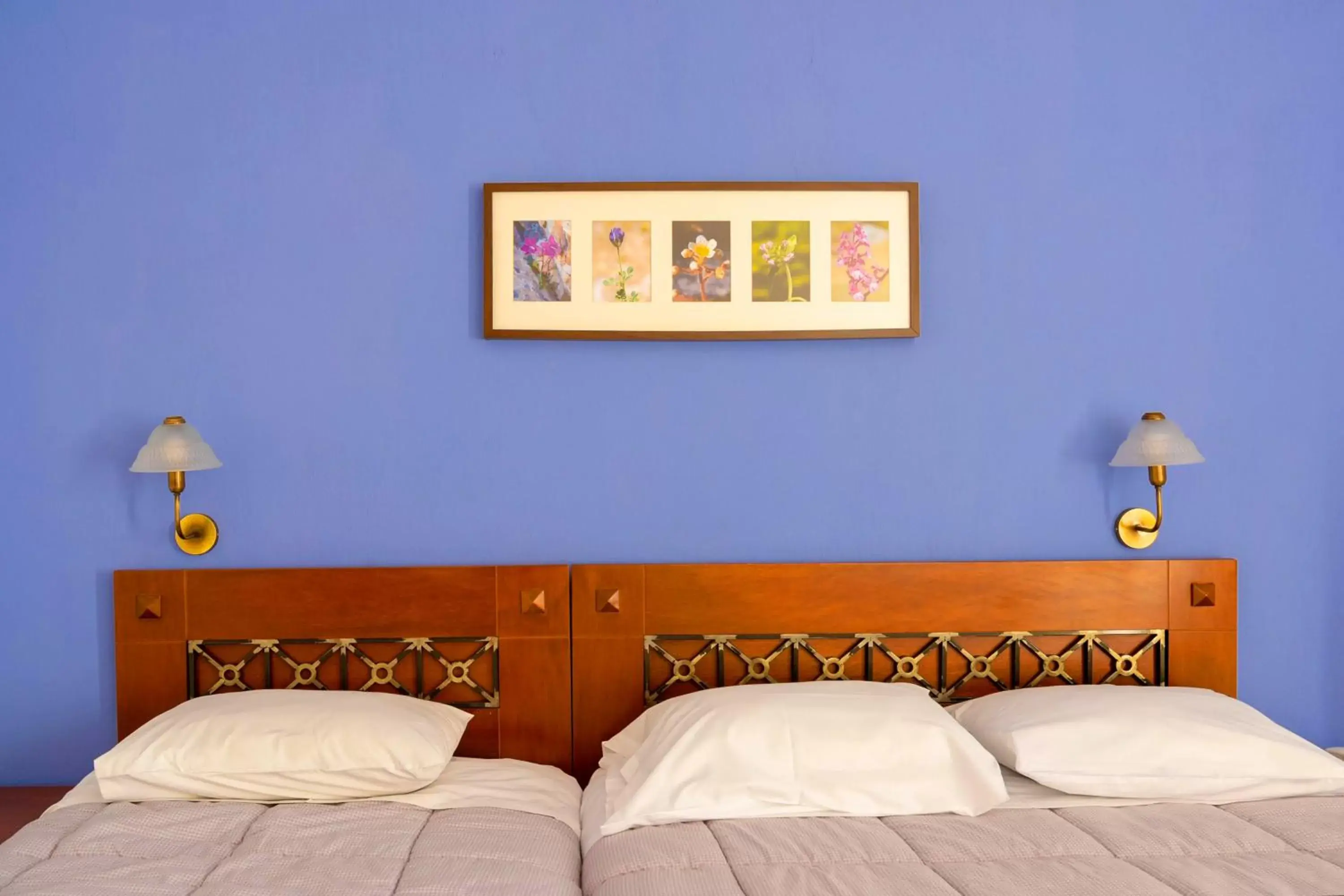 Bedroom, Bed in Artemis Hotel