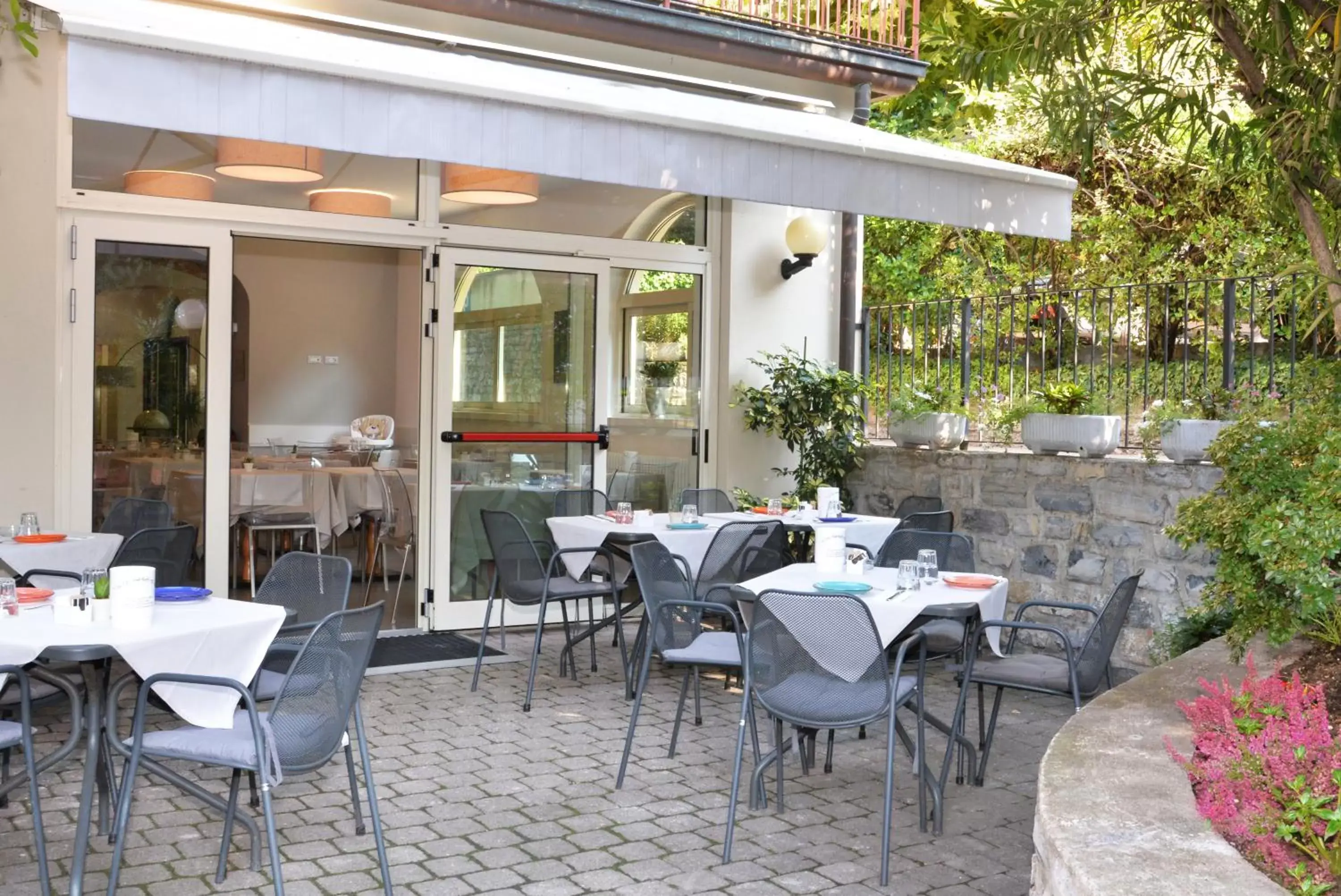 Restaurant/Places to Eat in Hotel Quarcino