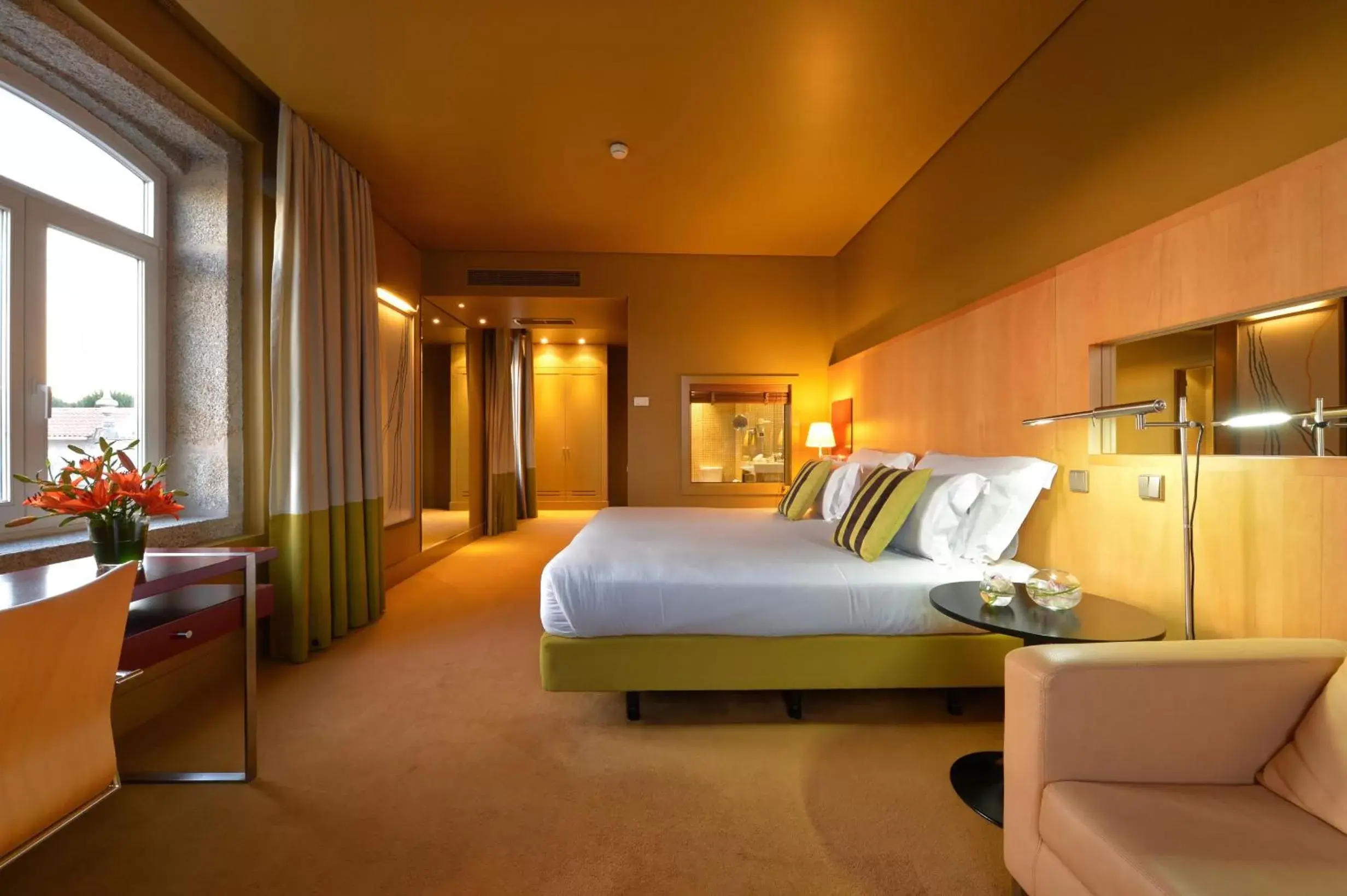 Bedroom in Pestana Palacio do Freixo, Pousada & National Monument - The Leading Hotels of the World