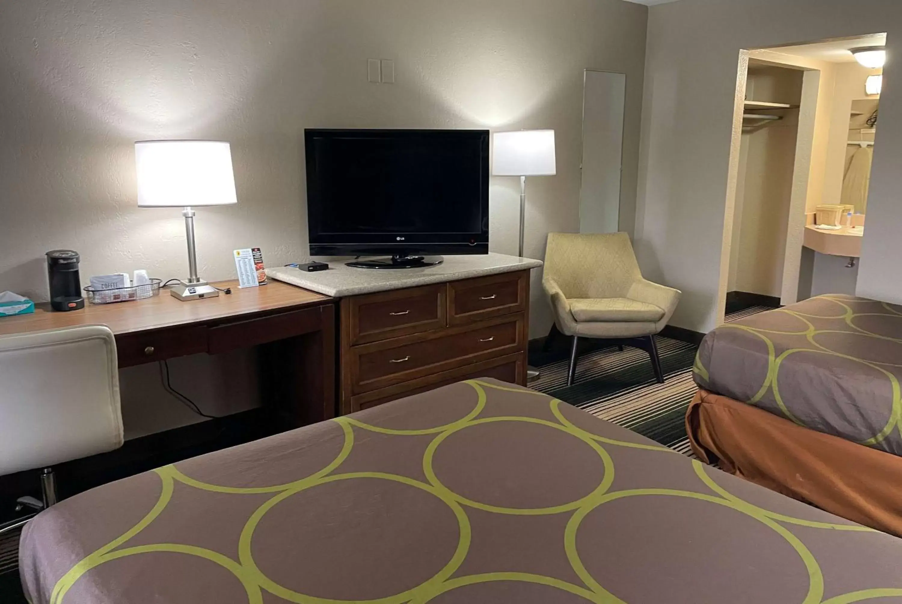 Photo of the whole room, TV/Entertainment Center in Super 8 by Wyndham Junction City