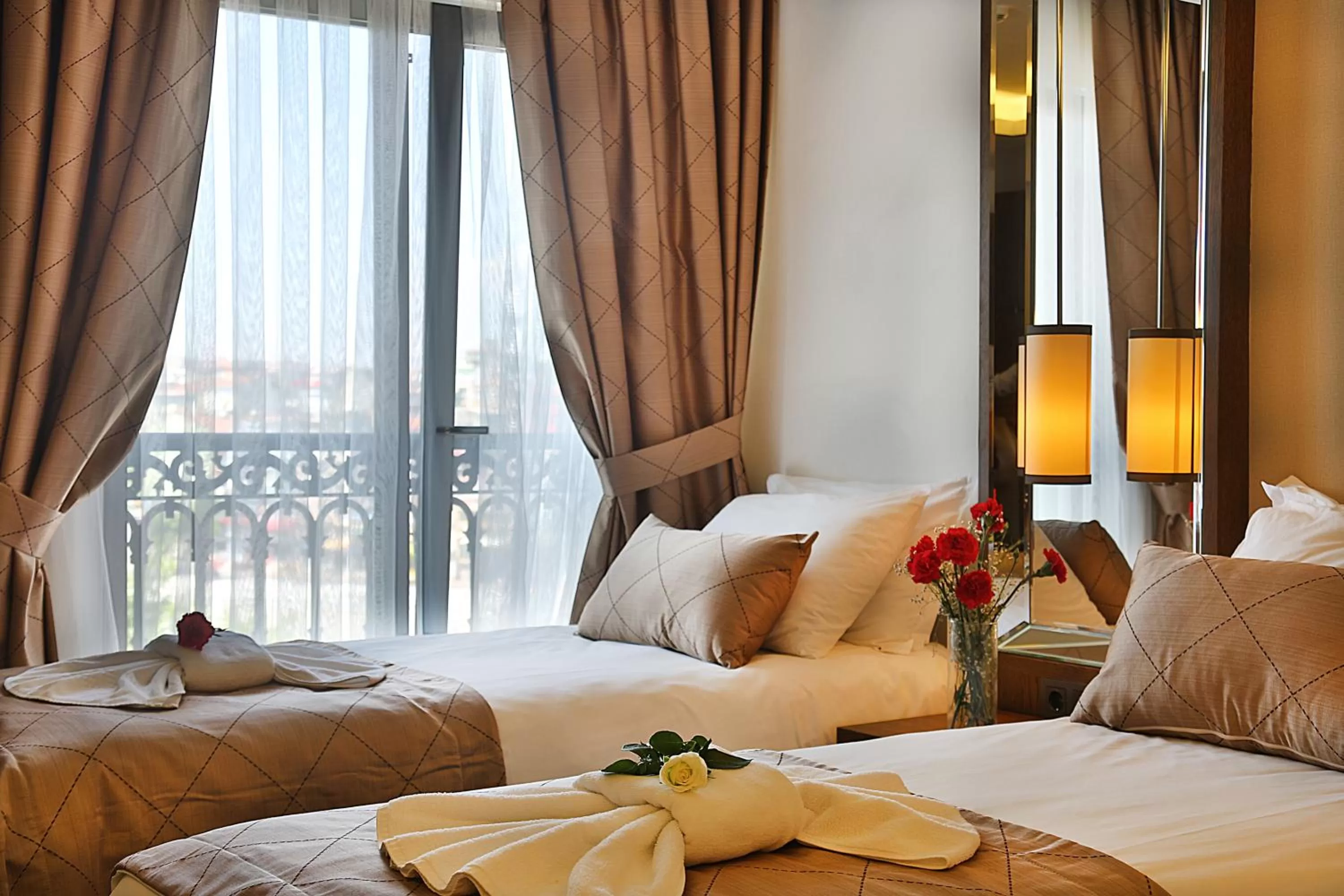 Shower, Bed in Grand Sagcanlar Hotel