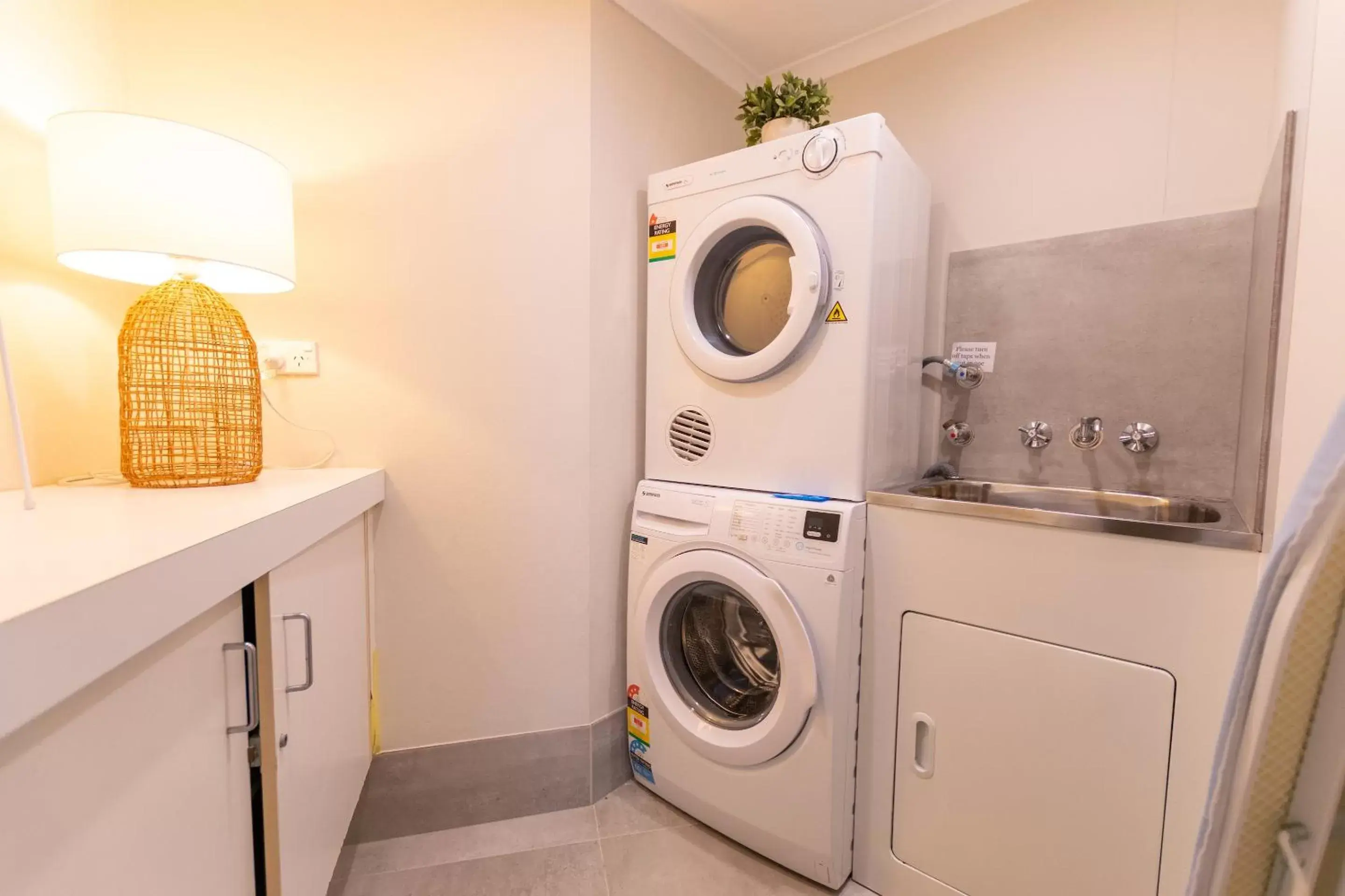 laundry, Kitchen/Kitchenette in Aegean Resort Apartments