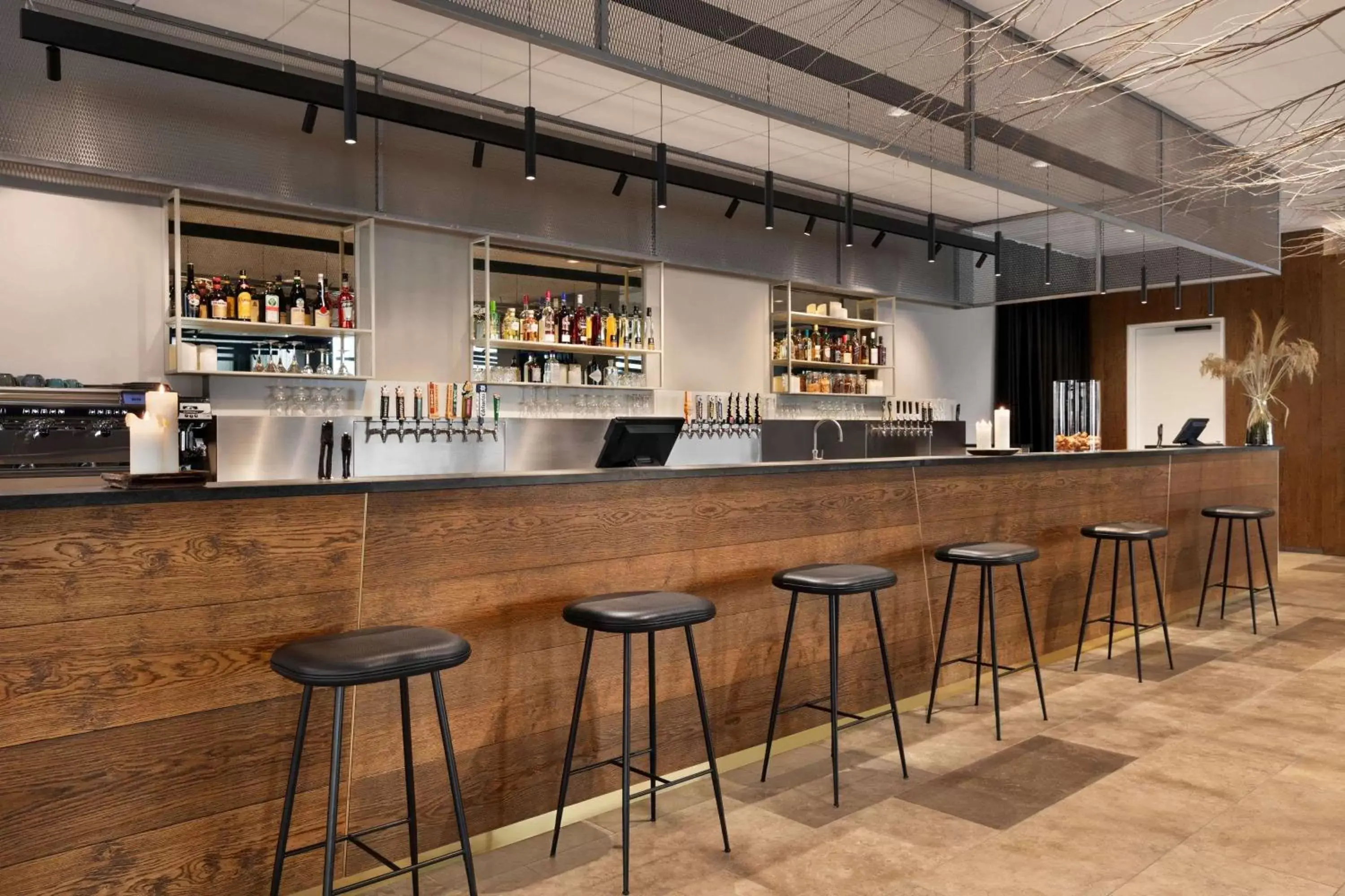 Lounge or bar in Comwell Copenhagen Portside Dolce by Wyndham Lounge or bar in Comwell Copenhagen Portside Dolce by Wyndham