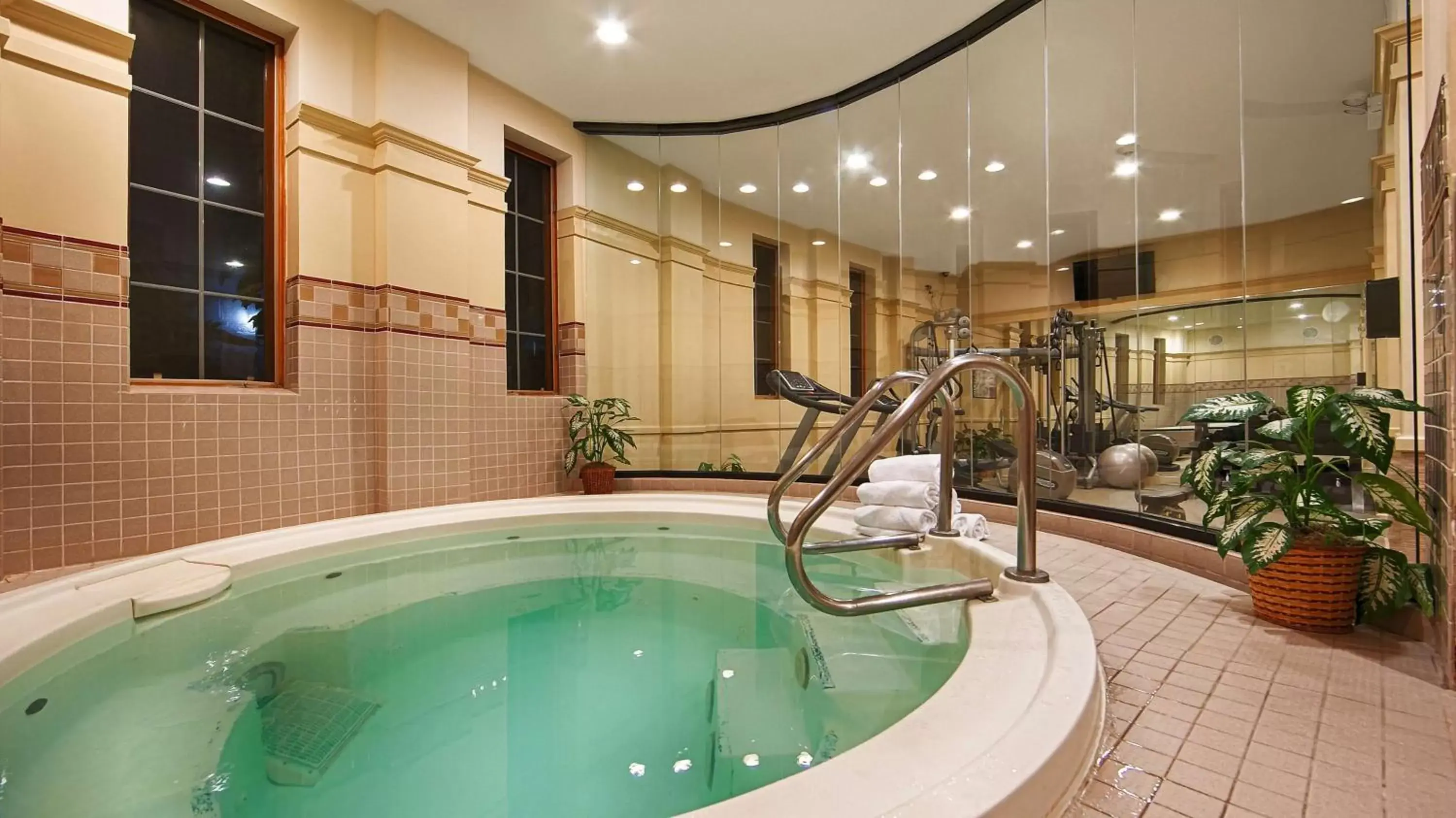 Spa and wellness centre/facilities in Best Western Plus Hawthorne Terrace Hotel