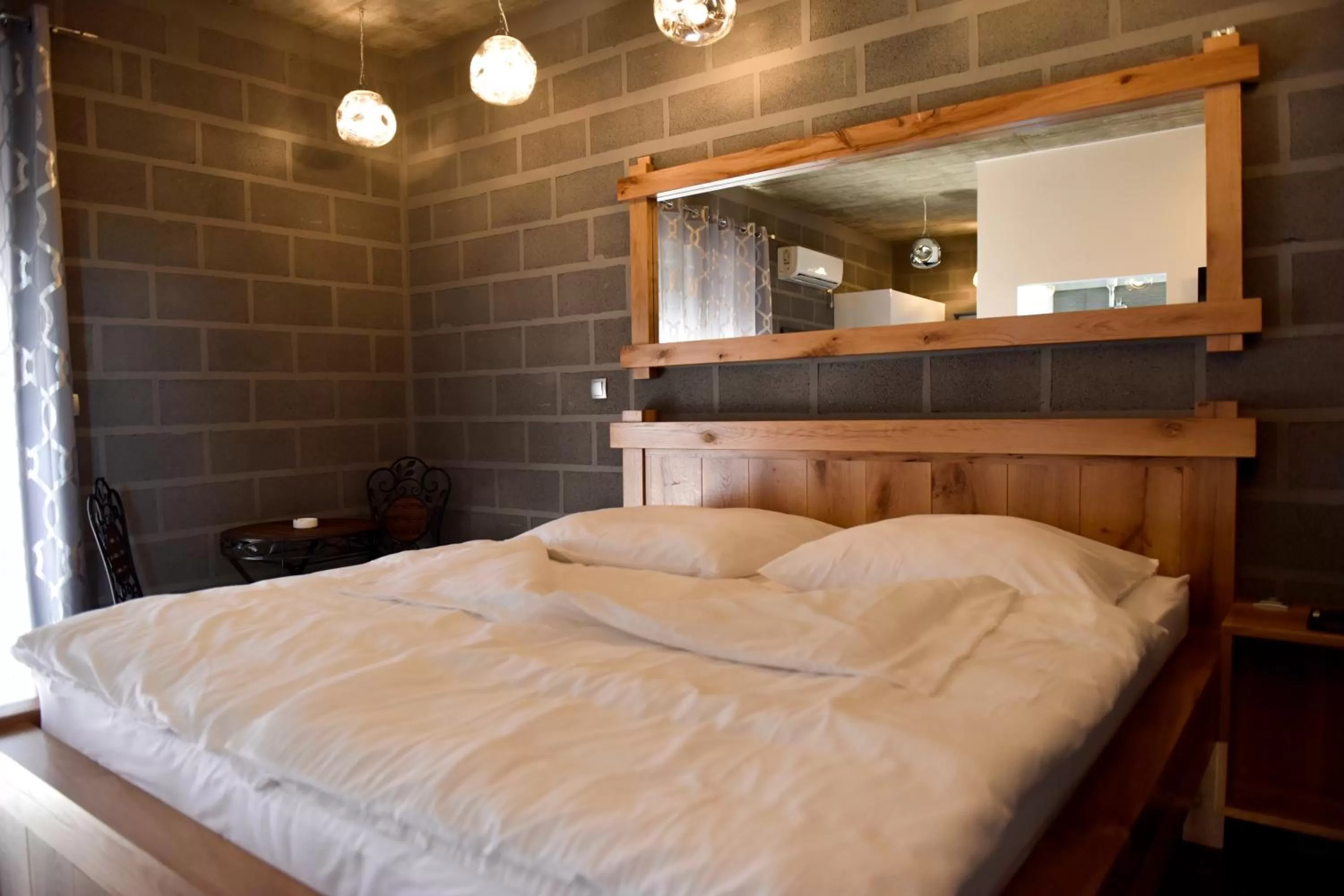 Bed in Apartmani i Bungalovi TROJKA