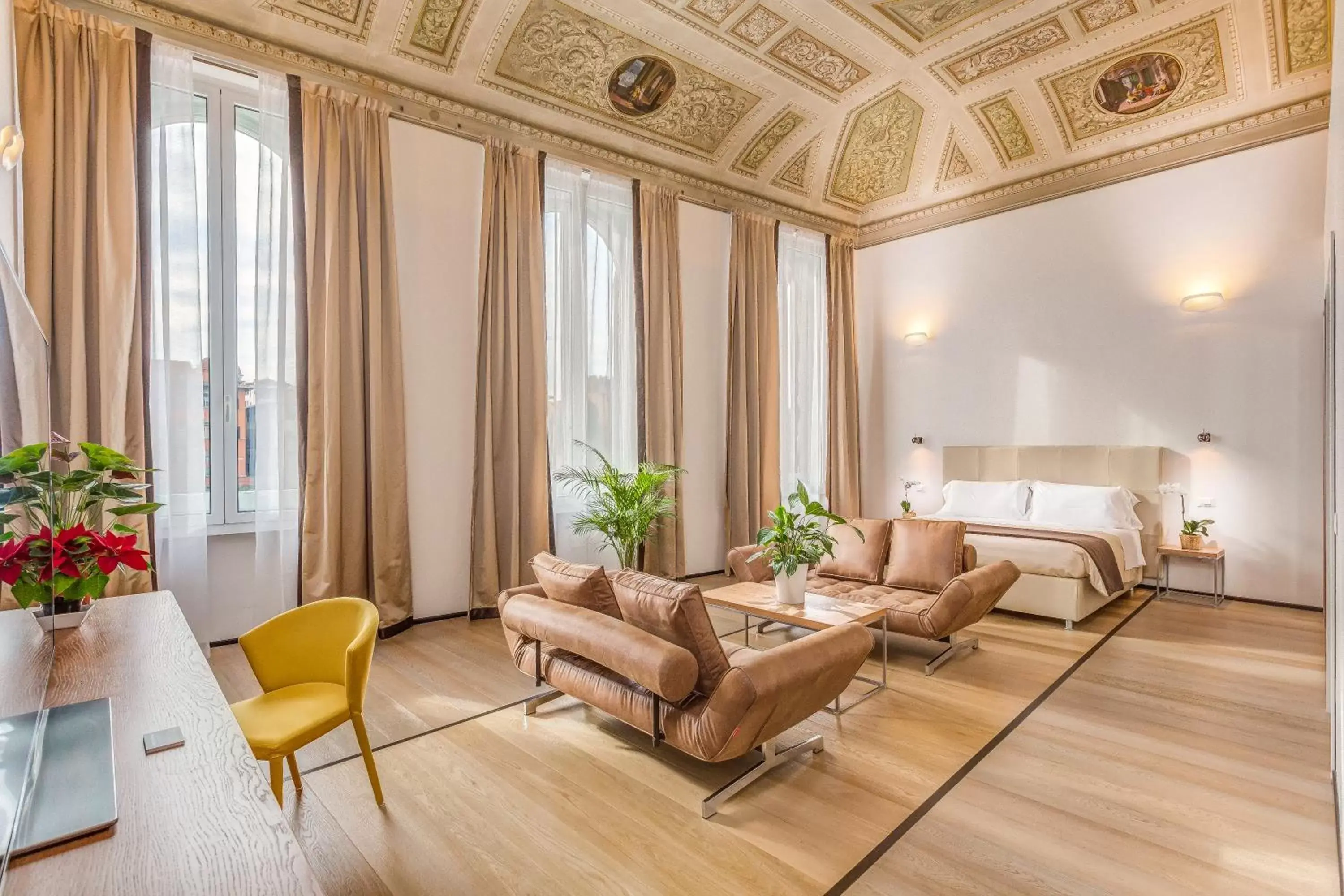 Photo of the whole room, Seating Area in Palazzo Alfieri Residenza D'Epoca - Alfieri Collezione