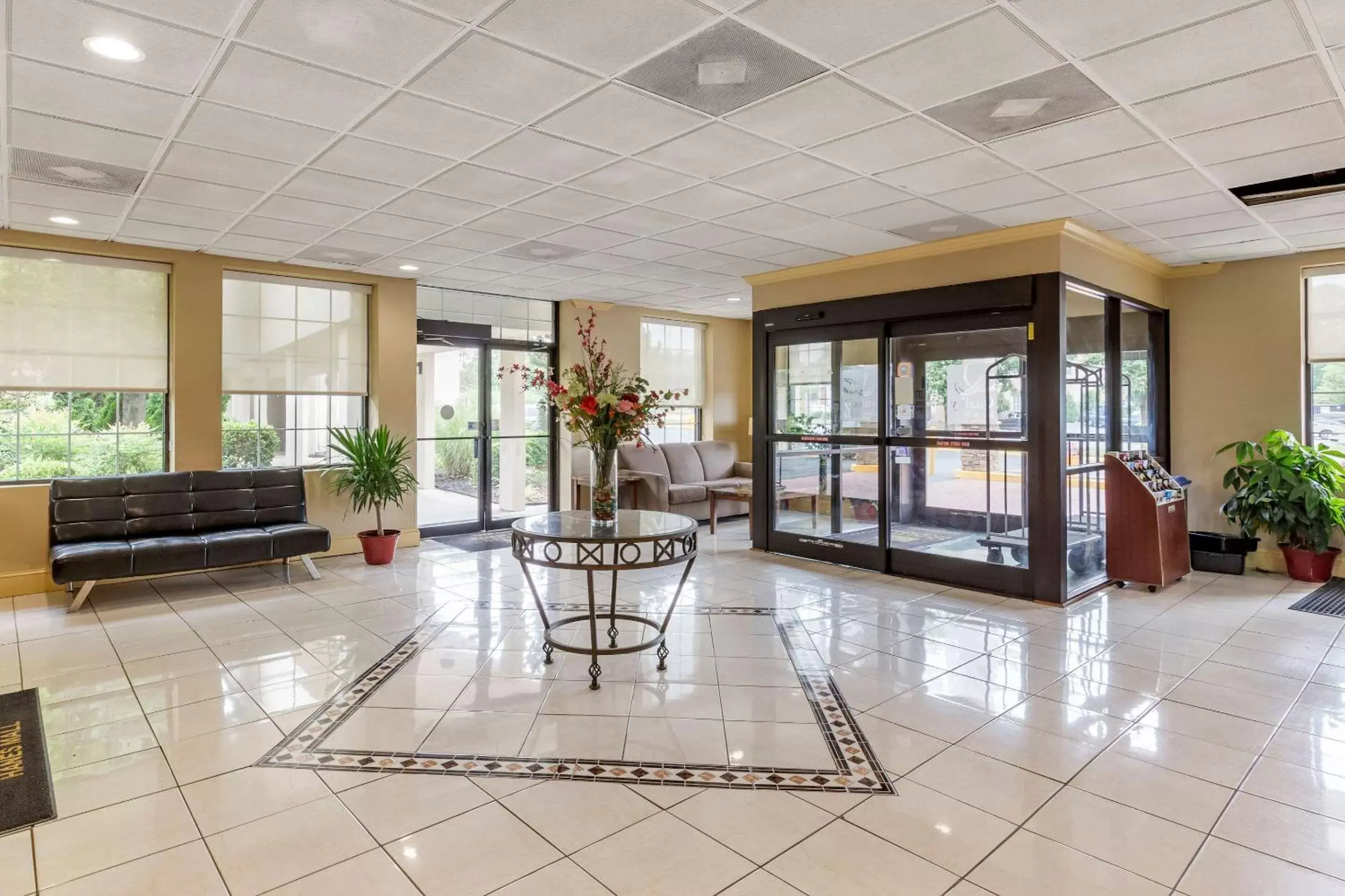 Lobby or reception, Lobby/Reception in Quality Inn & Suites Hanes Mall