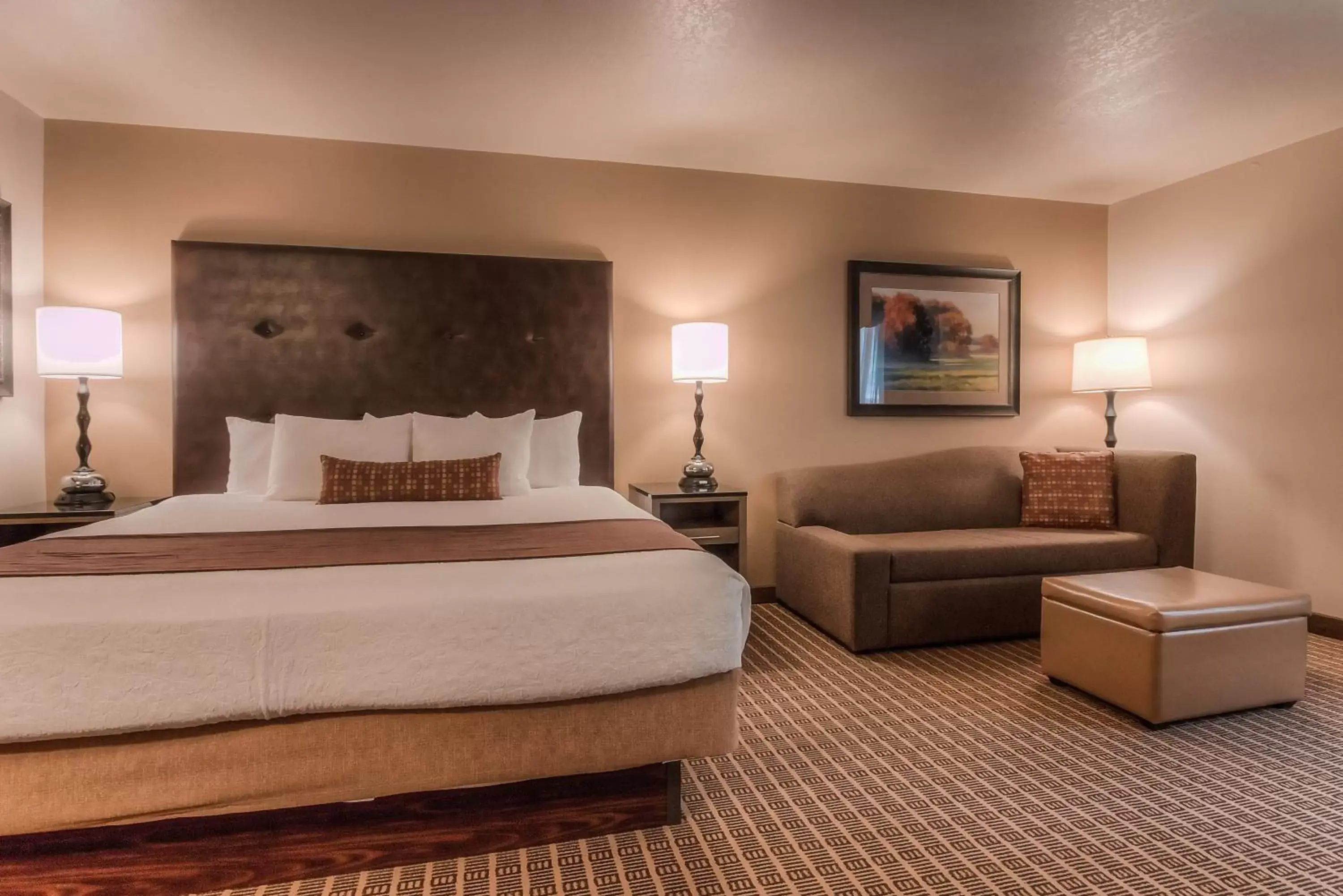Bed in Best Western Plus Yakima Hotel