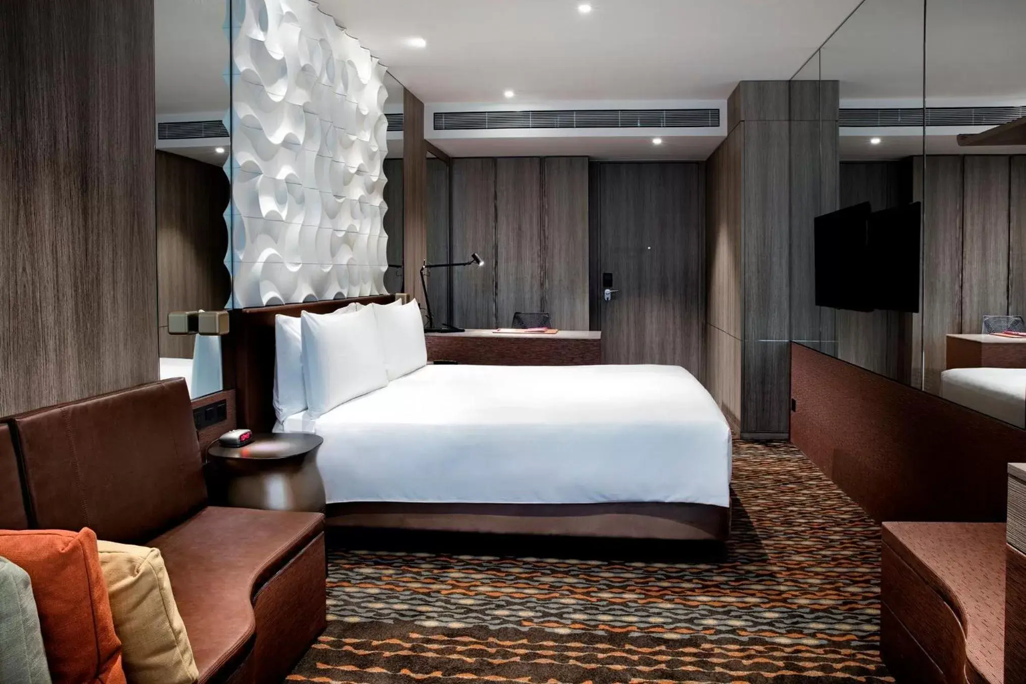 Photo of the whole room, Bed in Crowne Plaza Changi Airport, an IHG Hotel