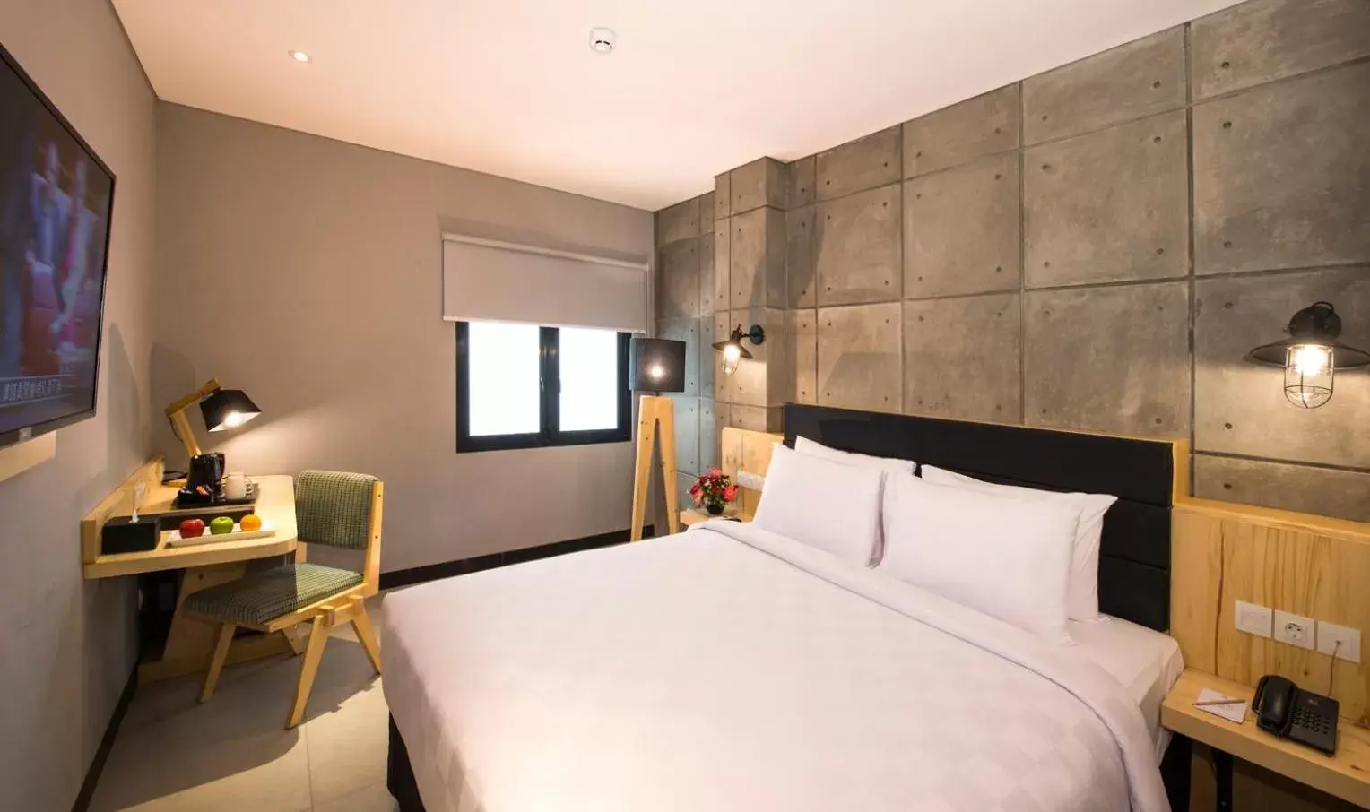 Deluxe room only in Ayaartta Hotel Malioboro Deluxe room only in Ayaartta Hotel Malioboro