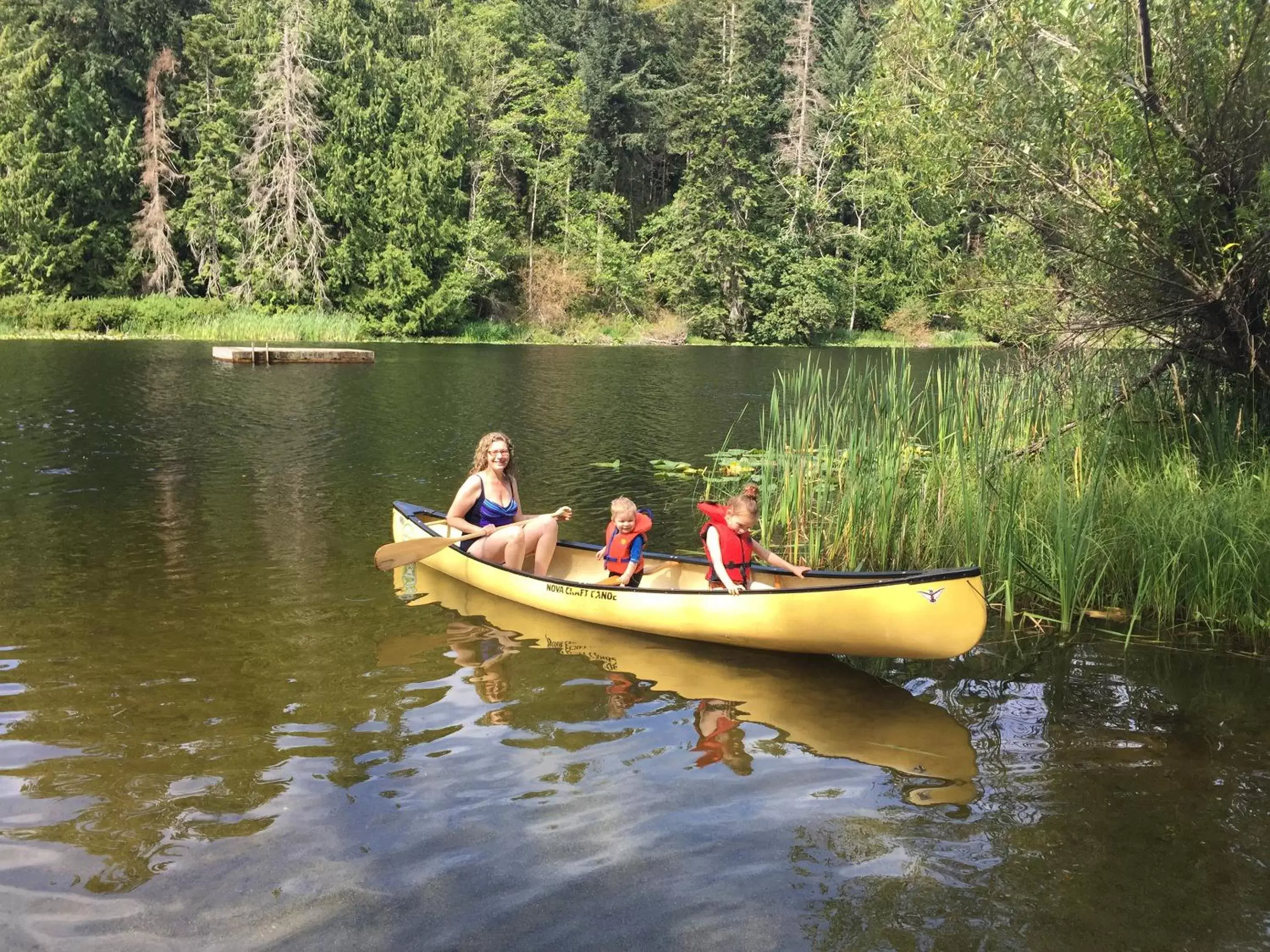 Canoeing in Cusheon Lake Resort