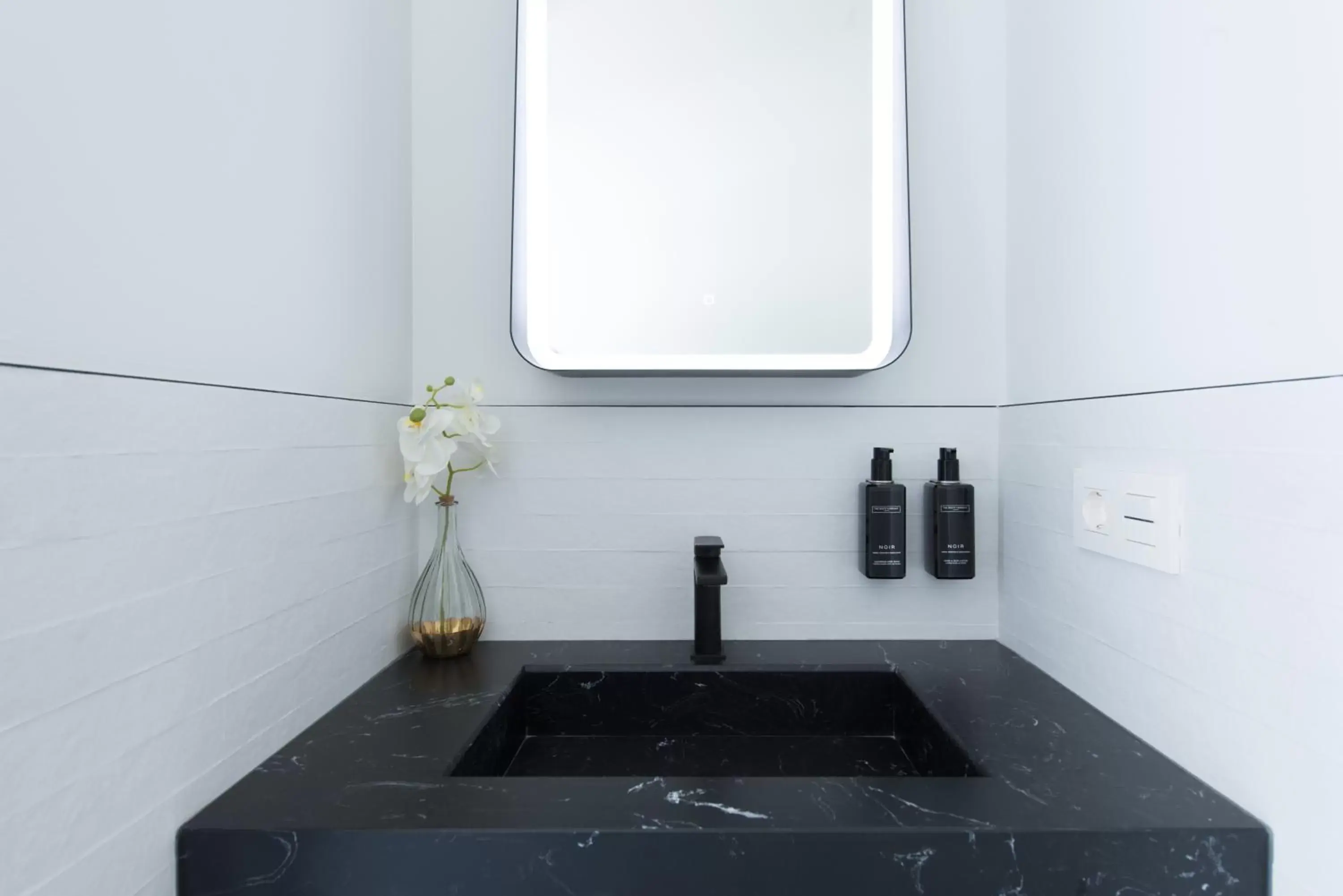 Bathroom in Santa Catalina Suites Gijón