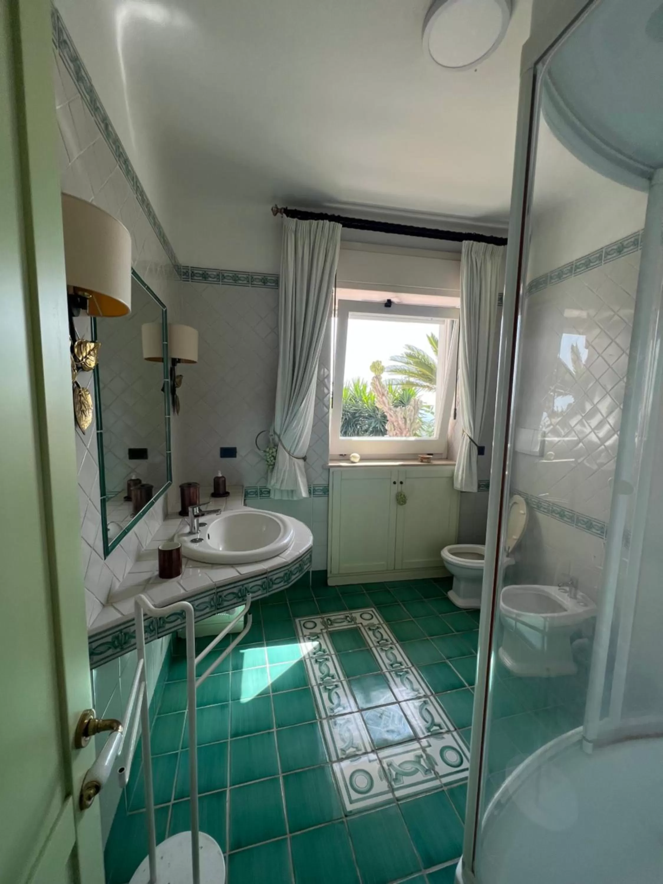 Toilet, Bathroom in Blu Panorama