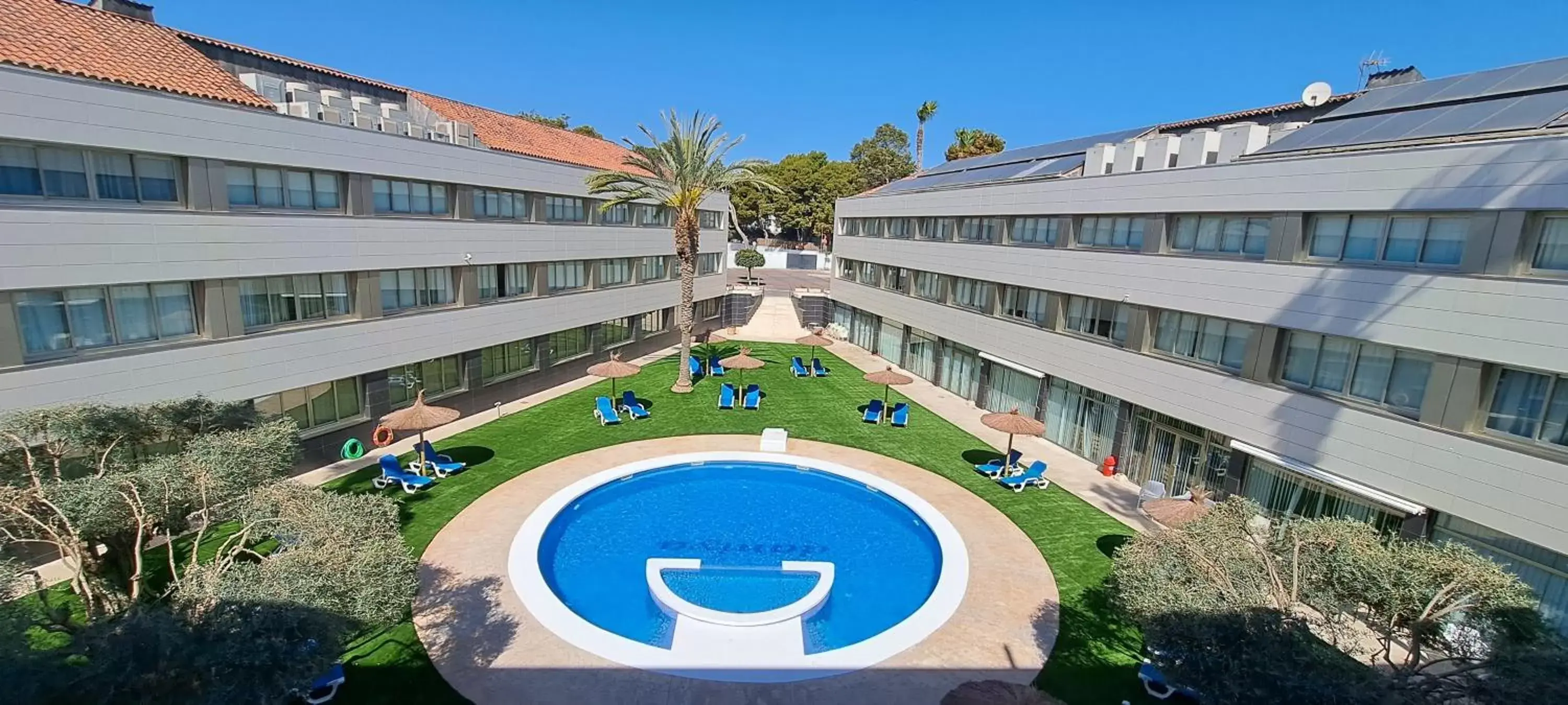 Property building, Pool View in Daniya Alicante
