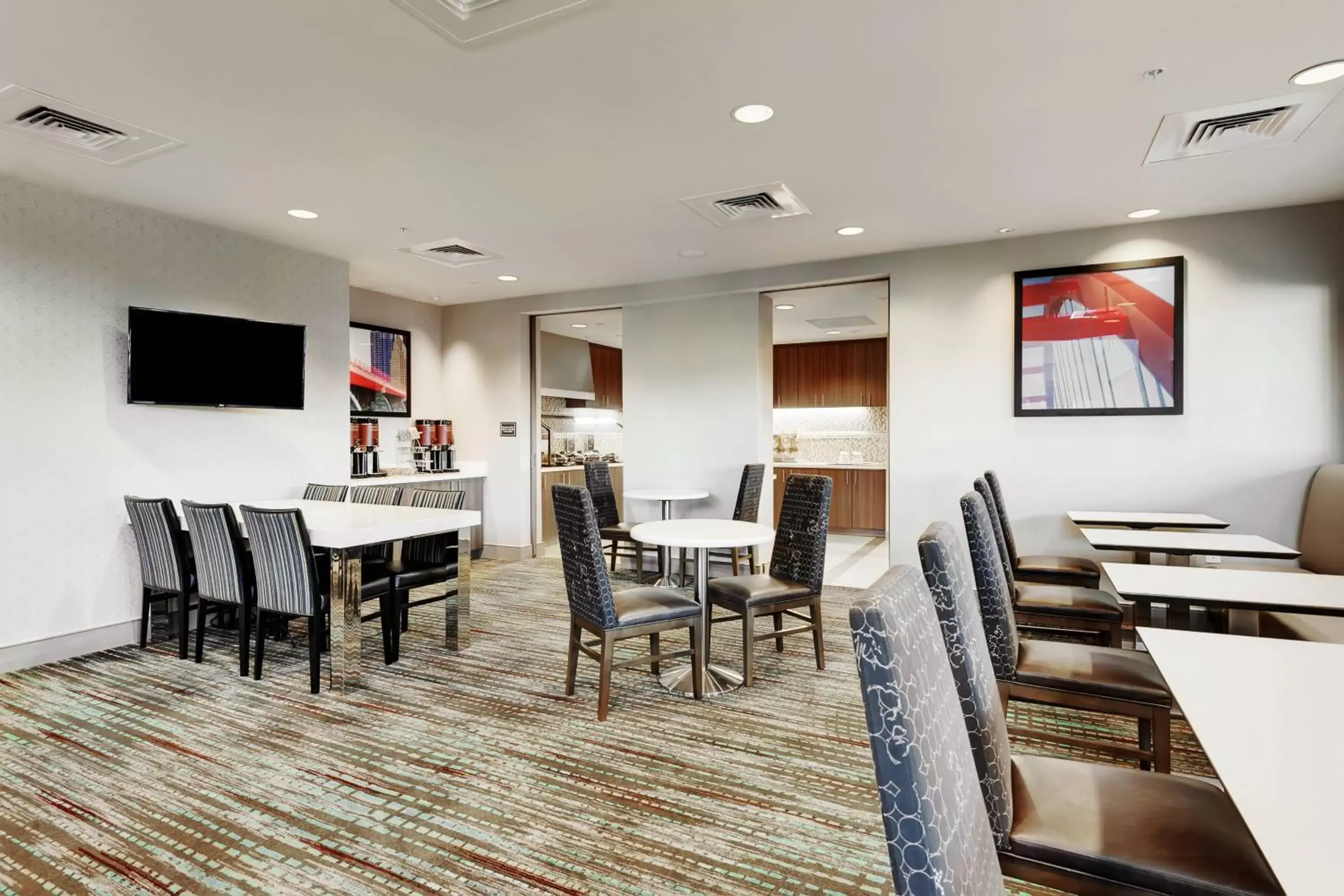 Breakfast, Restaurant/Places to Eat in Residence Inn by Marriott Austin Airport