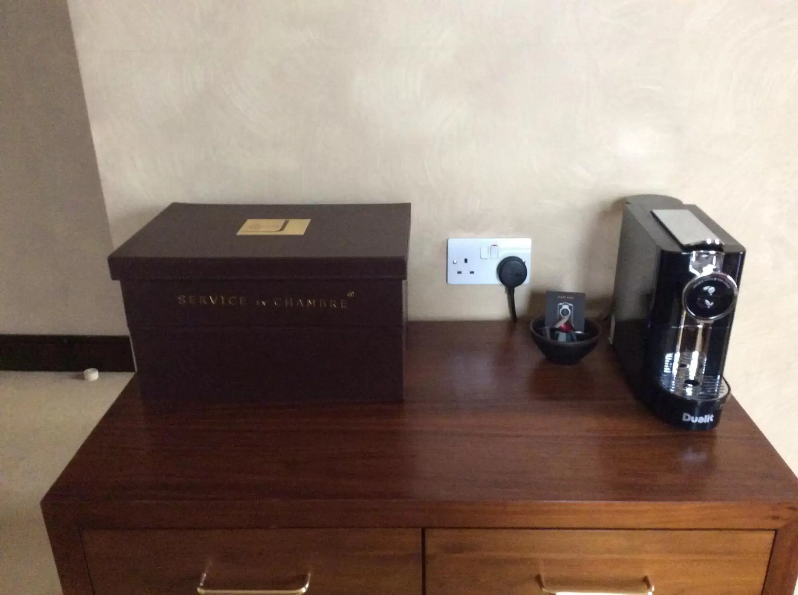 Coffee/tea facilities in Belmont Hotel Leicester