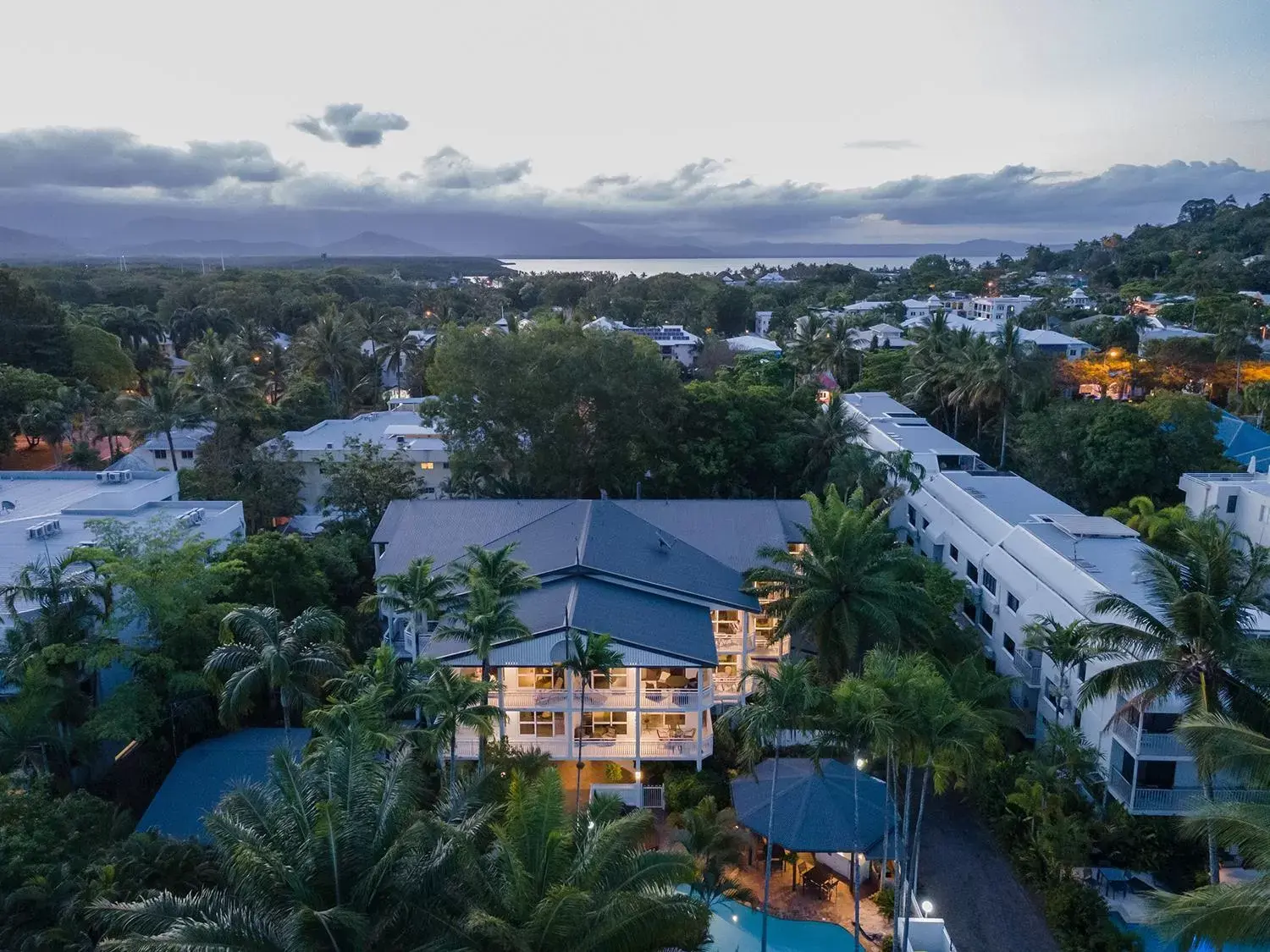 Bird's eye view, Bird's-eye View in Garrick House