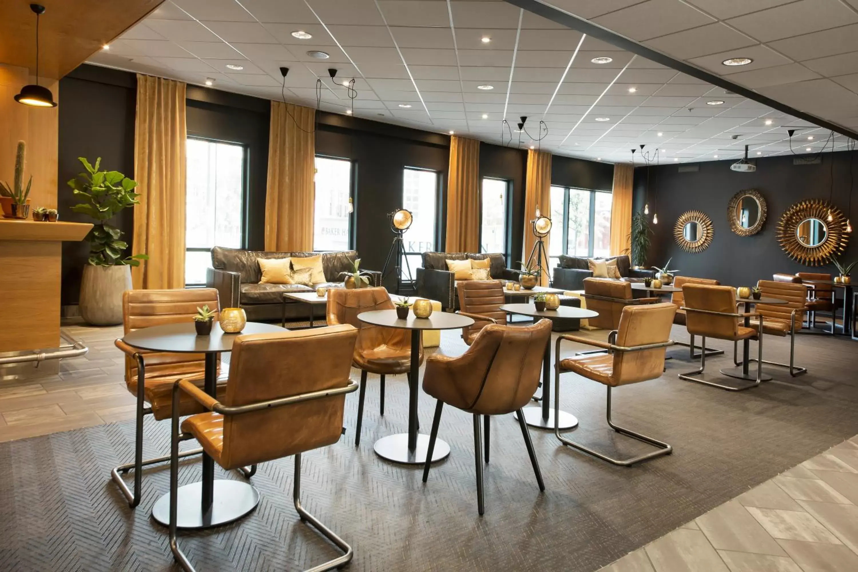 Lounge or bar, Restaurant/Places to Eat in Radisson Blu Hotel Nydalen, Oslo