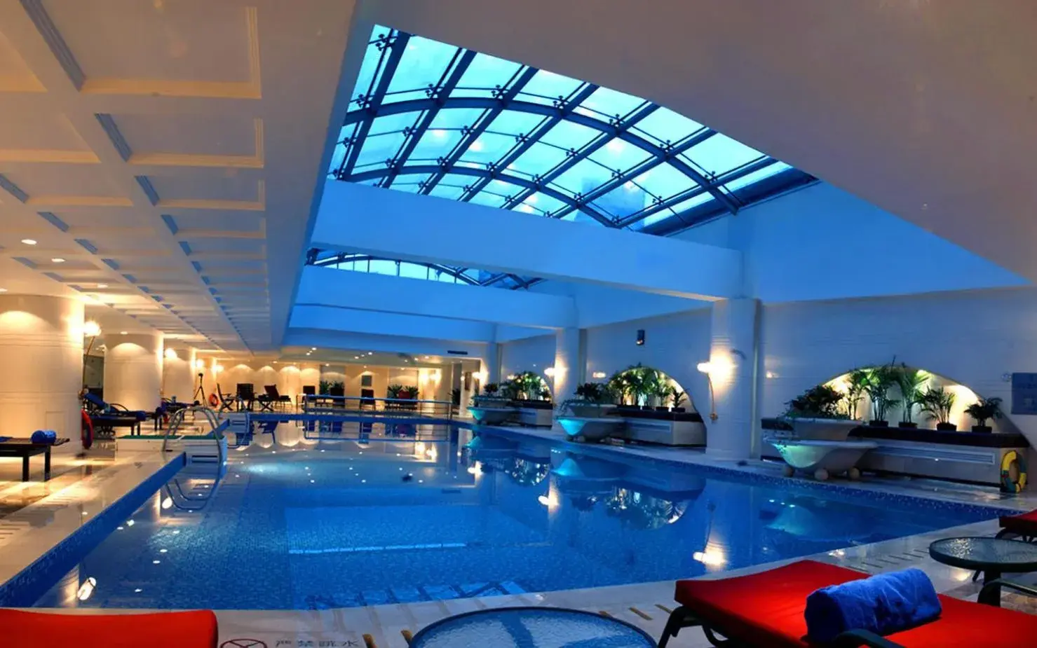 Swimming Pool in Sheraton Guiyang Hotel