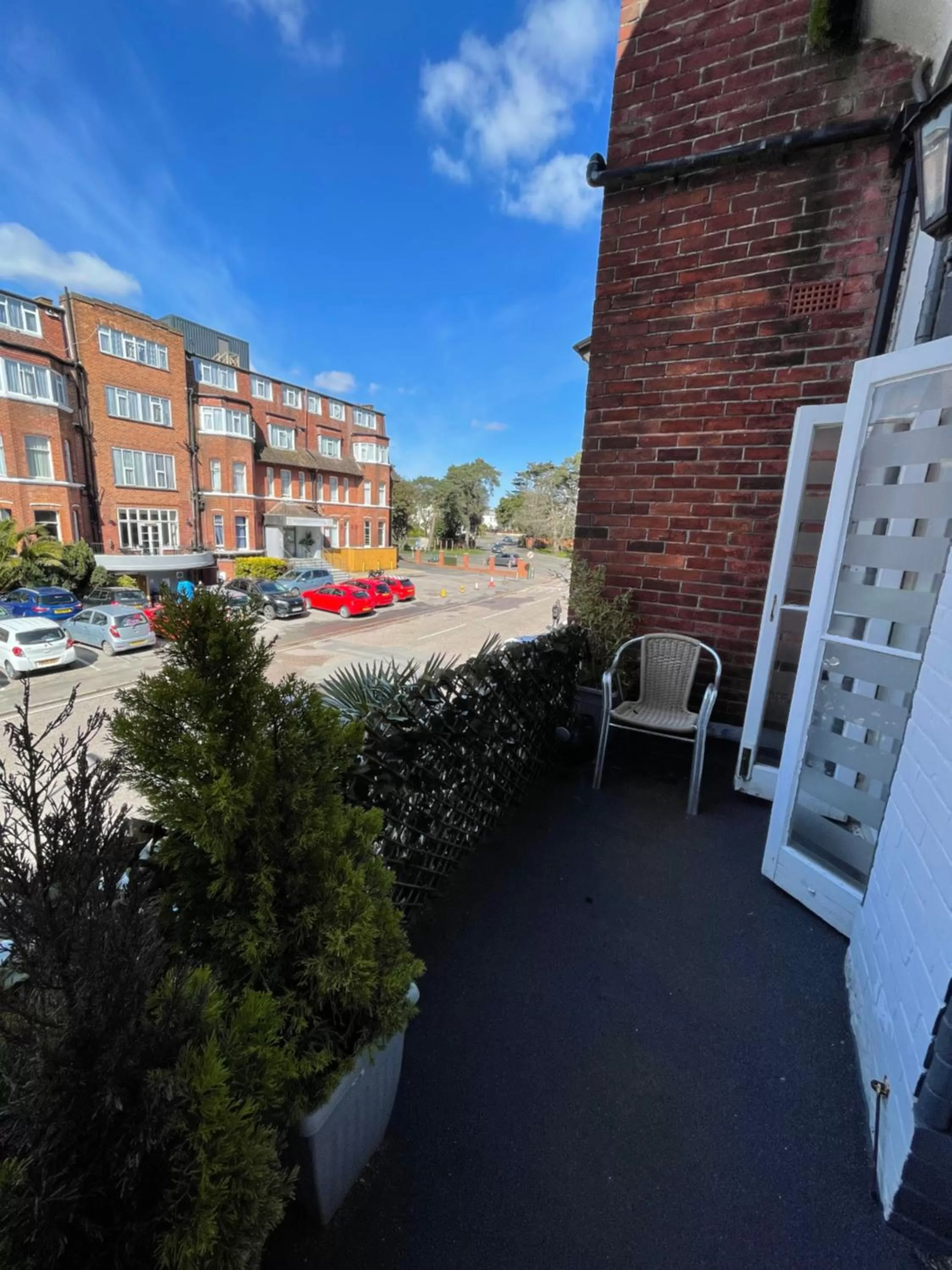 Neighbourhood in The Silver How