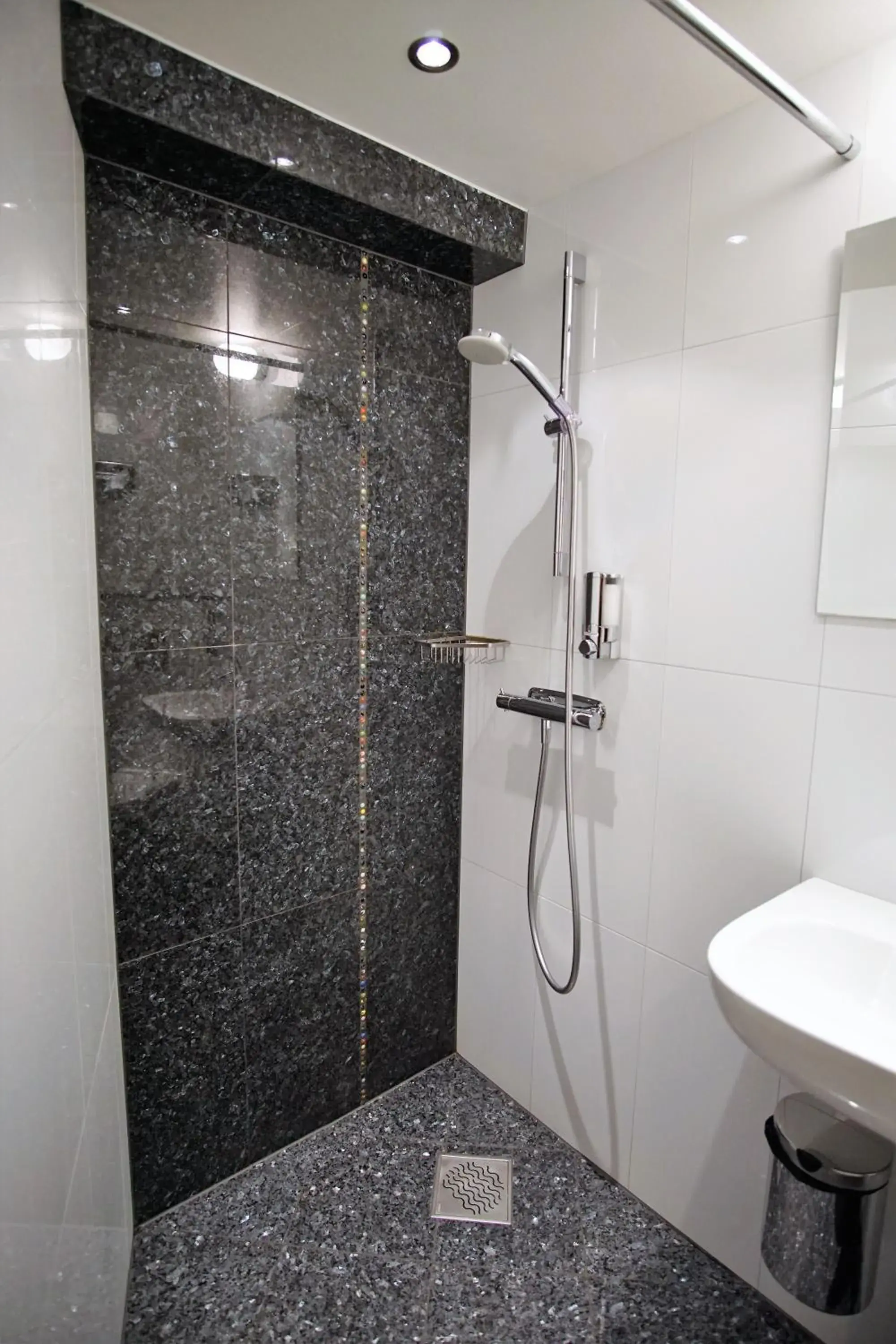 Shower, Bathroom in Sure Hotel by Best Western Arena
