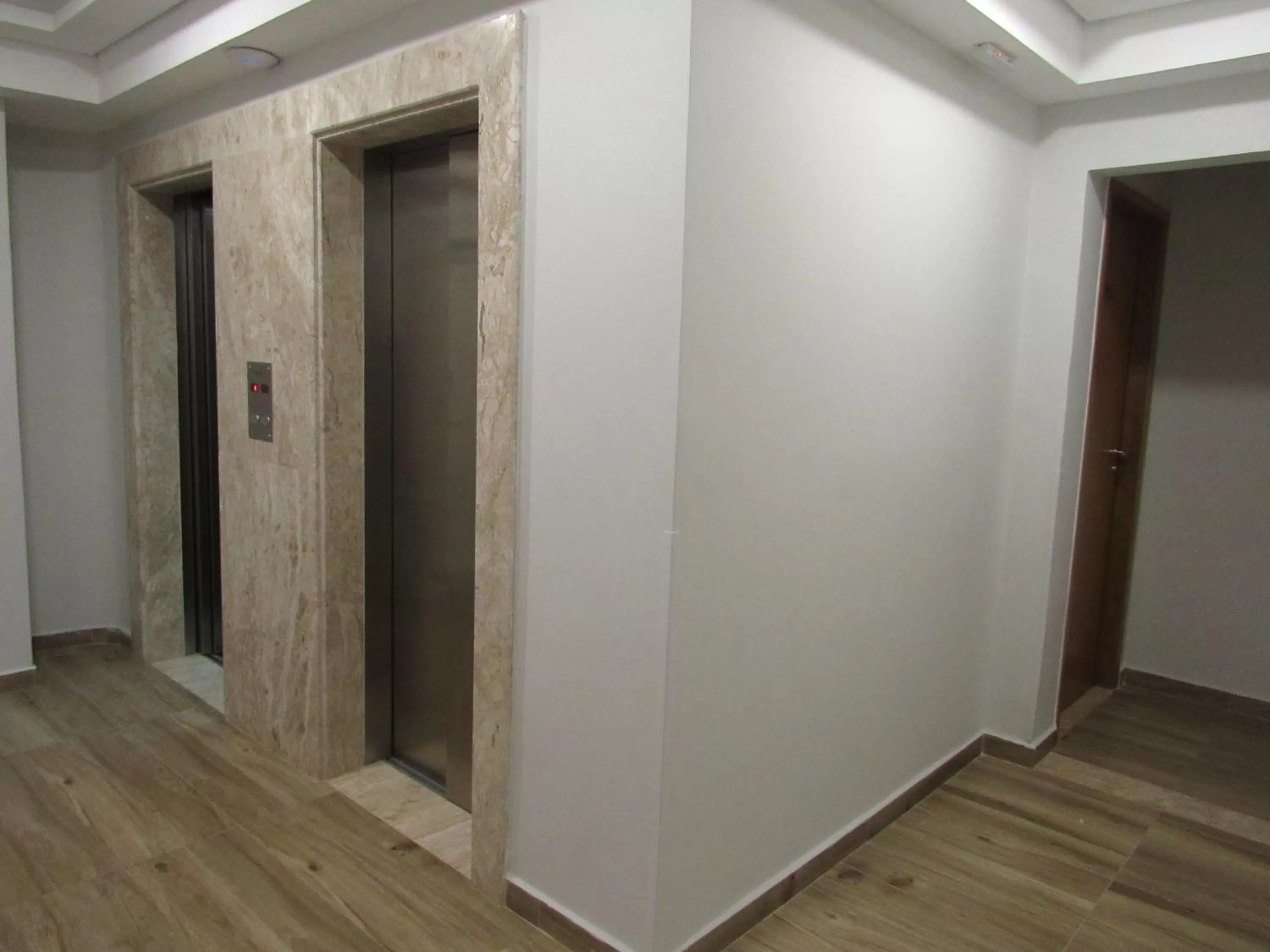 Hotel Urbis a 10 minutos Rua 25 de Março, Brás,Bom Retiro,a 2 minutos do Mirante Sampa Sky