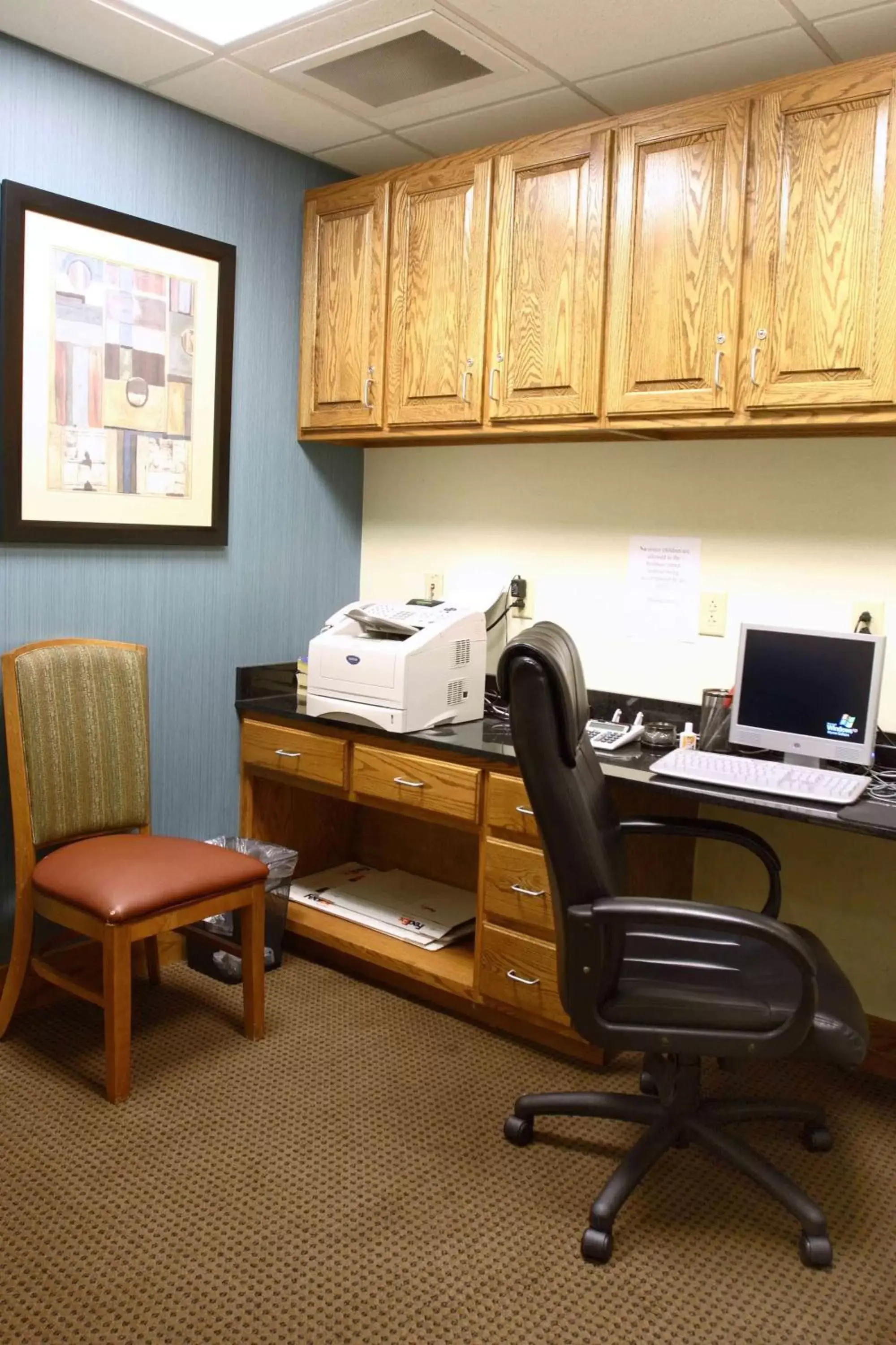 Business facilities in Hampton Inn & Suites Chesapeake-Square Mall