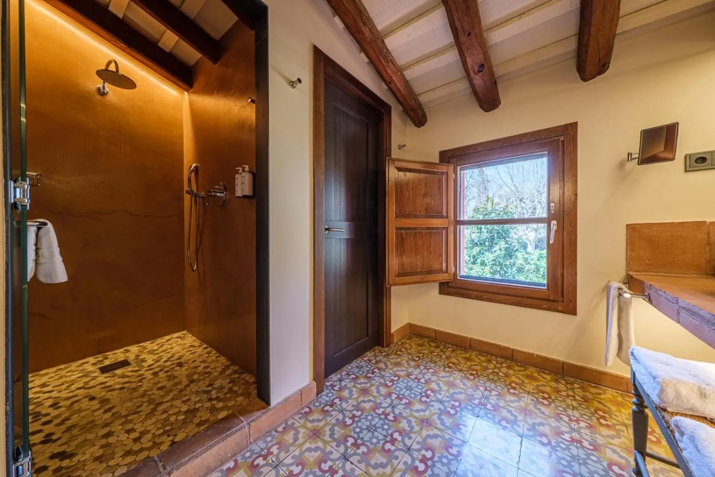 Bed in Hotel Mas La Boella