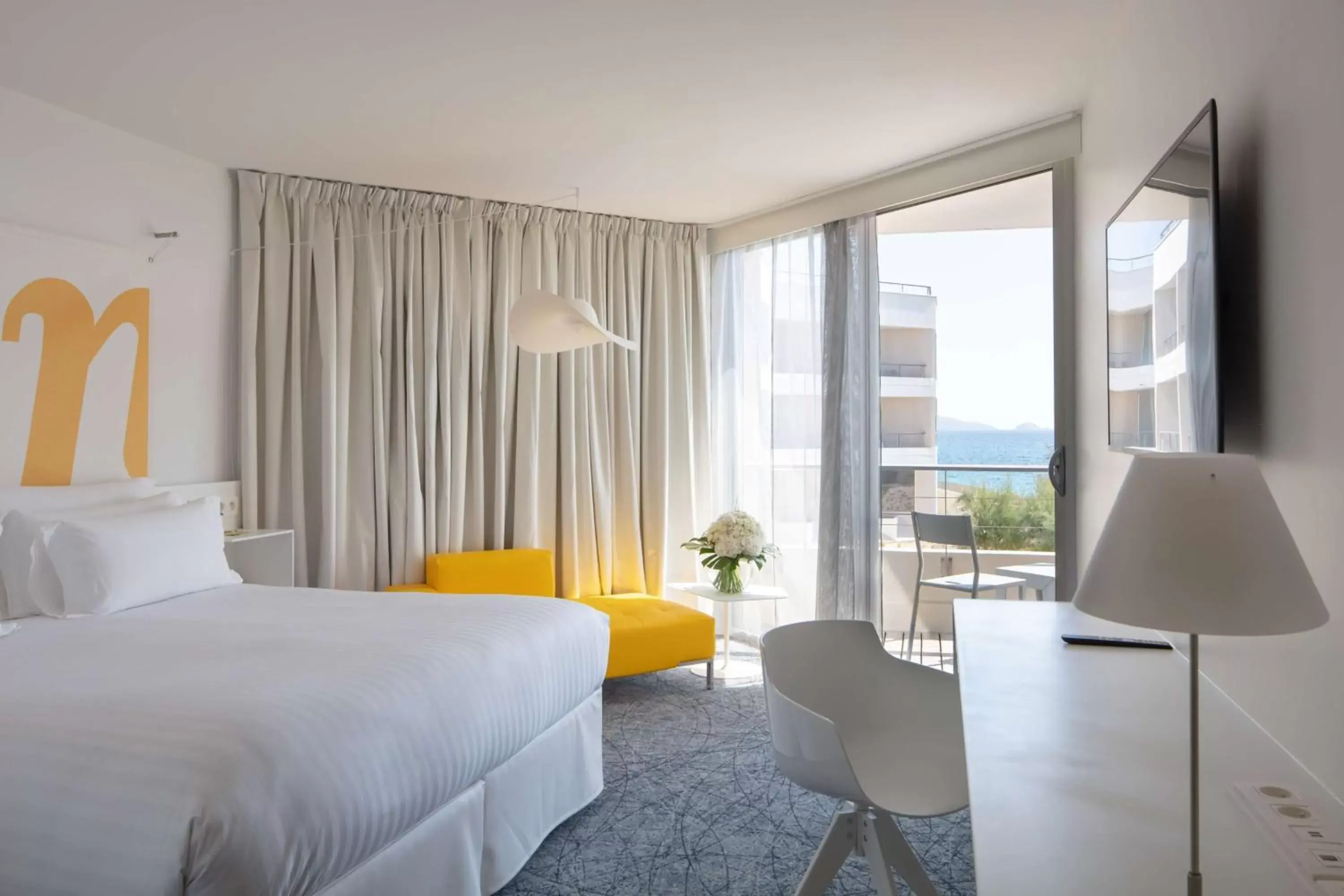 Nhow Sea View Premium Plus Room in nhow Marseille