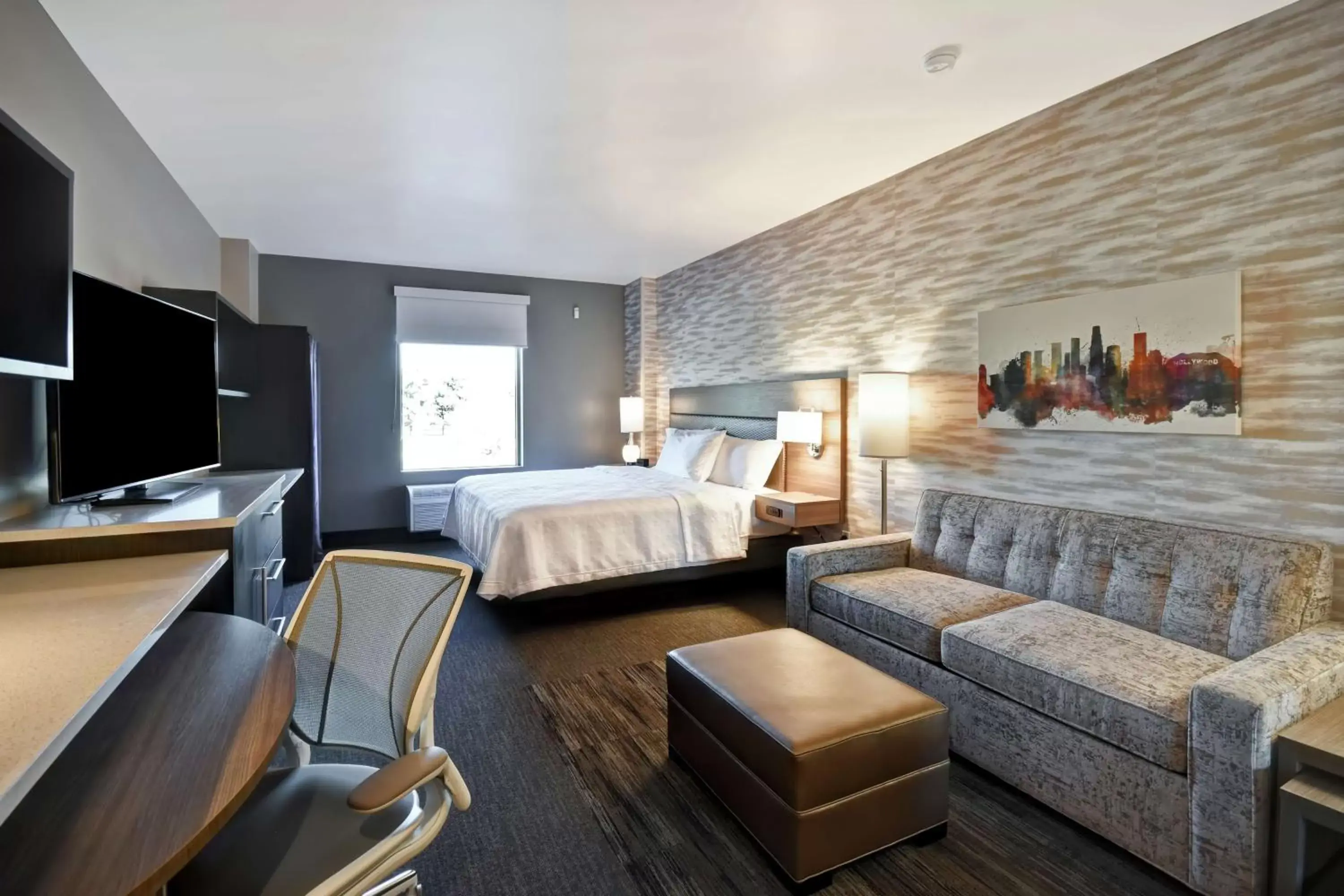 Bedroom in Home2 Suites by Hilton Los Angeles Montebello
