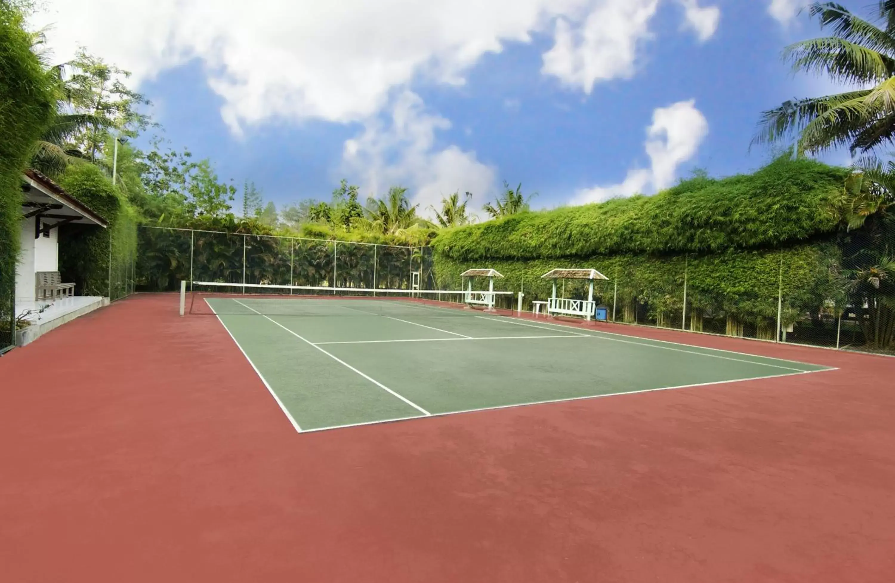 Tennis court, Tennis/Squash in The Jayakarta Yogyakarta Hotel & Spa