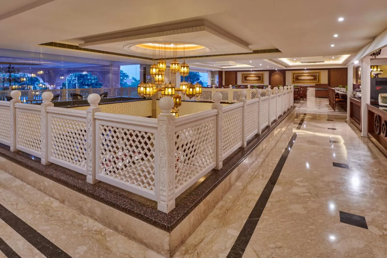 Restaurant/places to eat in LP Vilas