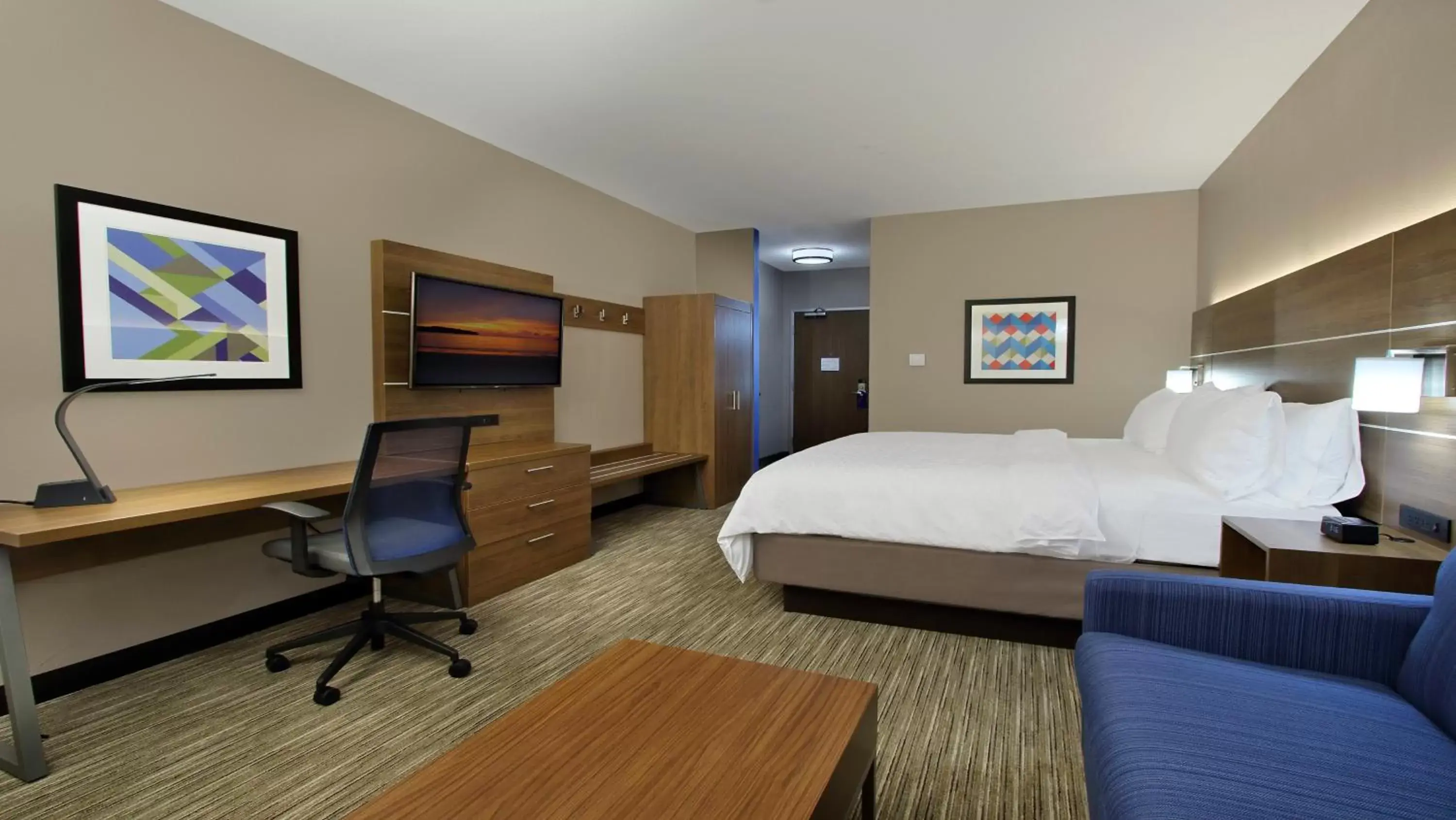 Photo of the whole room in Holiday Inn Express & Suites - Frisco NW Toyota Stdm, an IHG Hotel