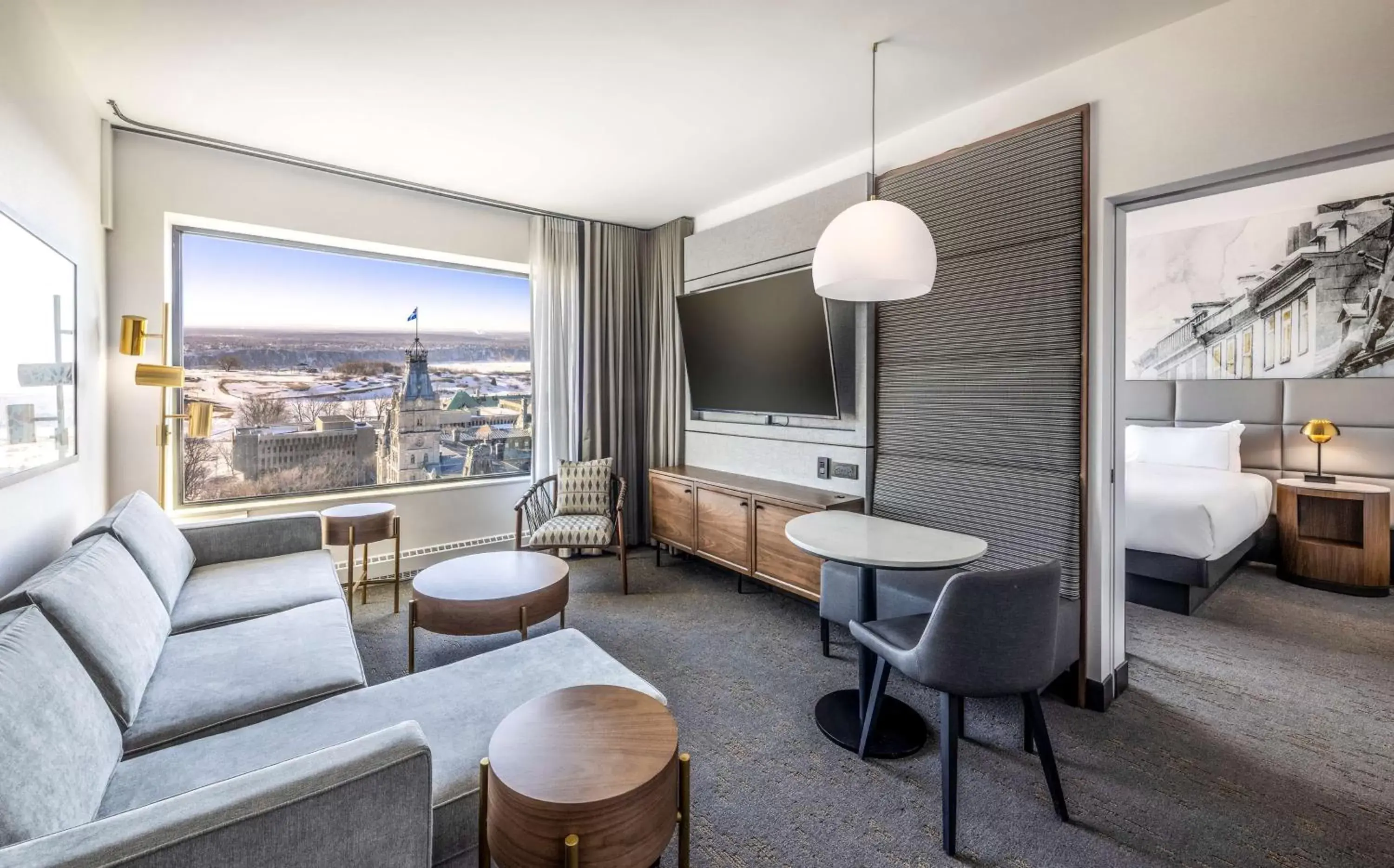 Living room, Seating Area in Hilton Québec