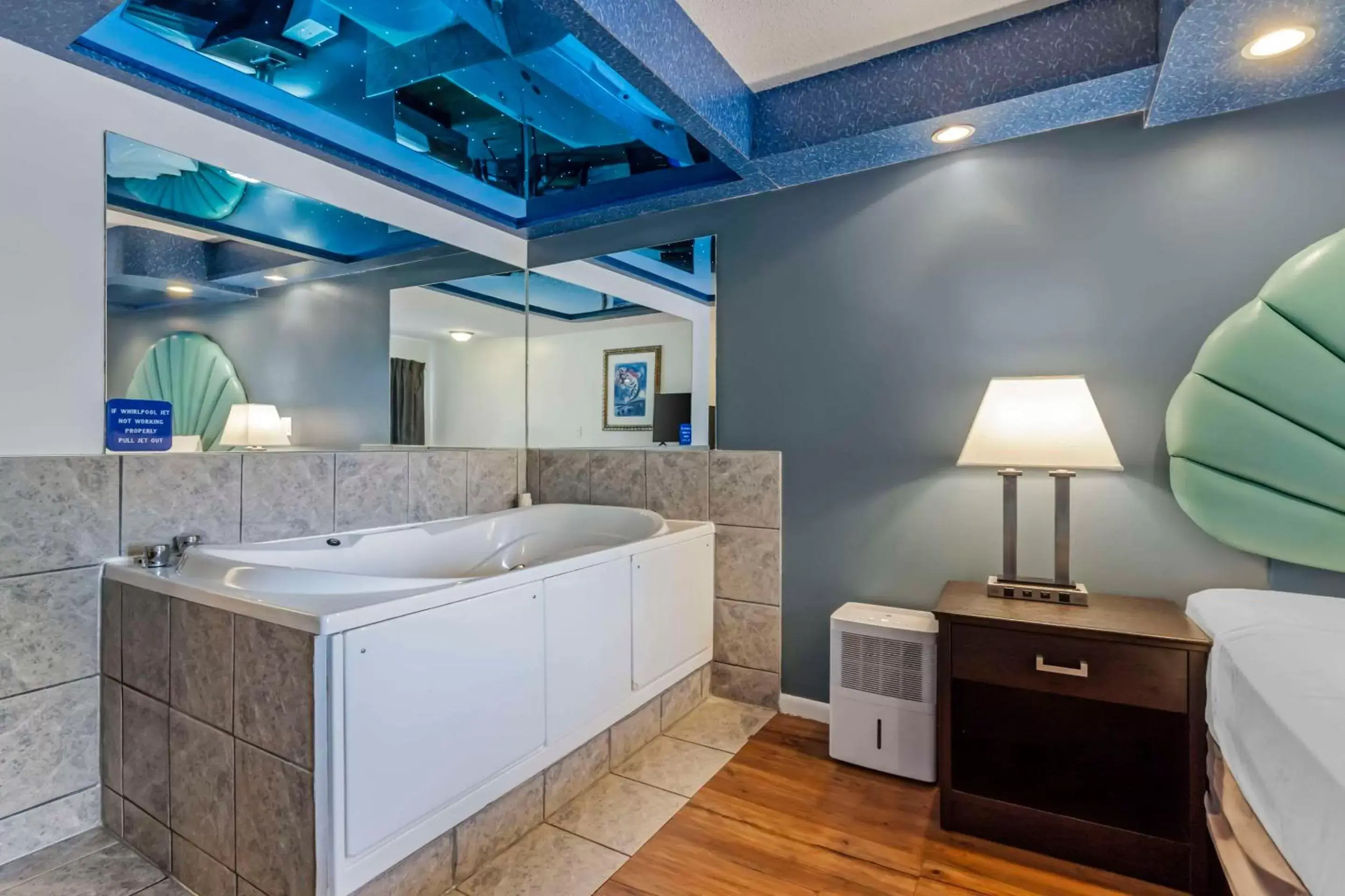 Bedroom, Bathroom in Atlantis Family Waterpark Hotel