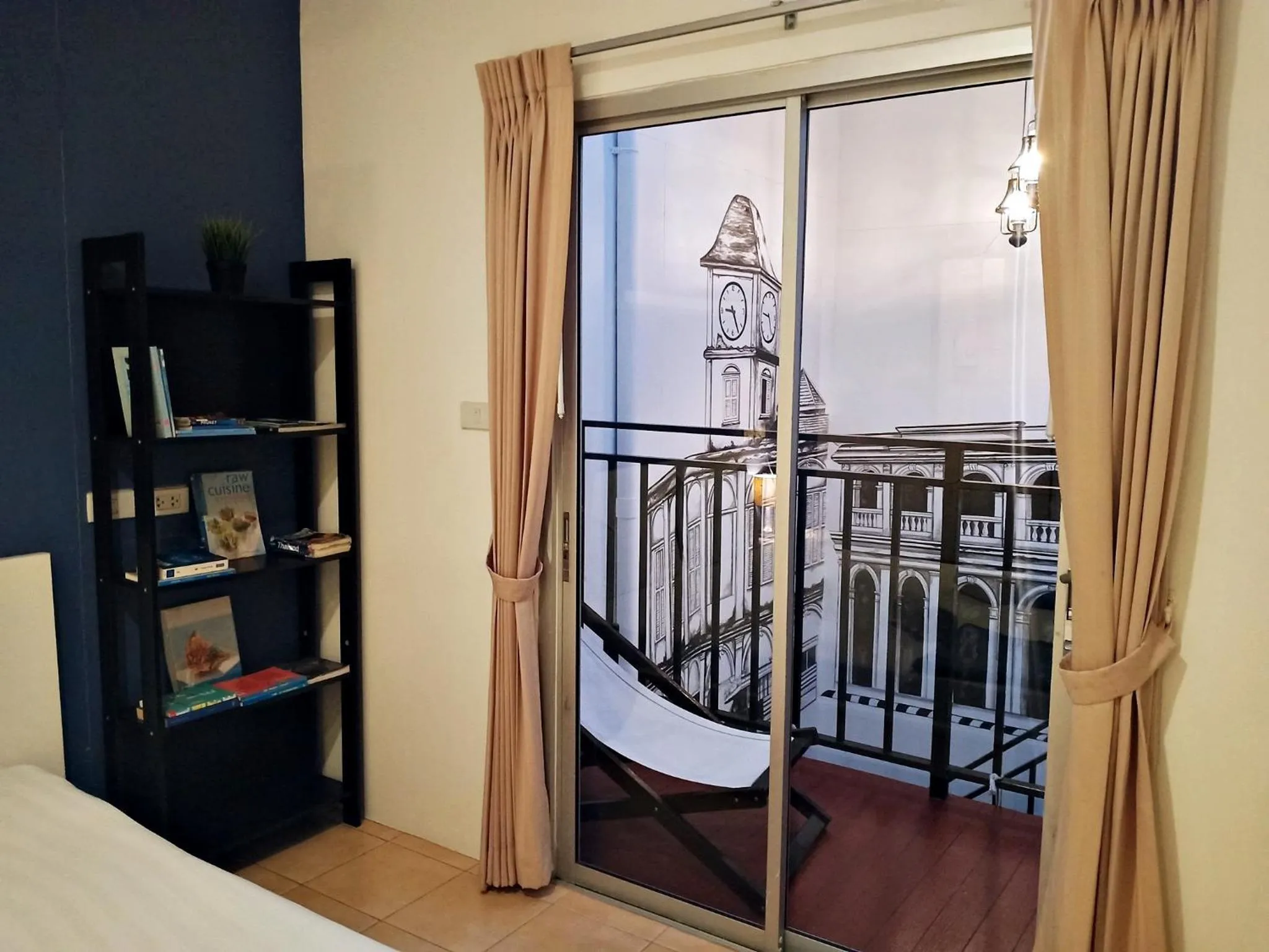 Bed in Chino Town Gallery Alley - SHA Plus