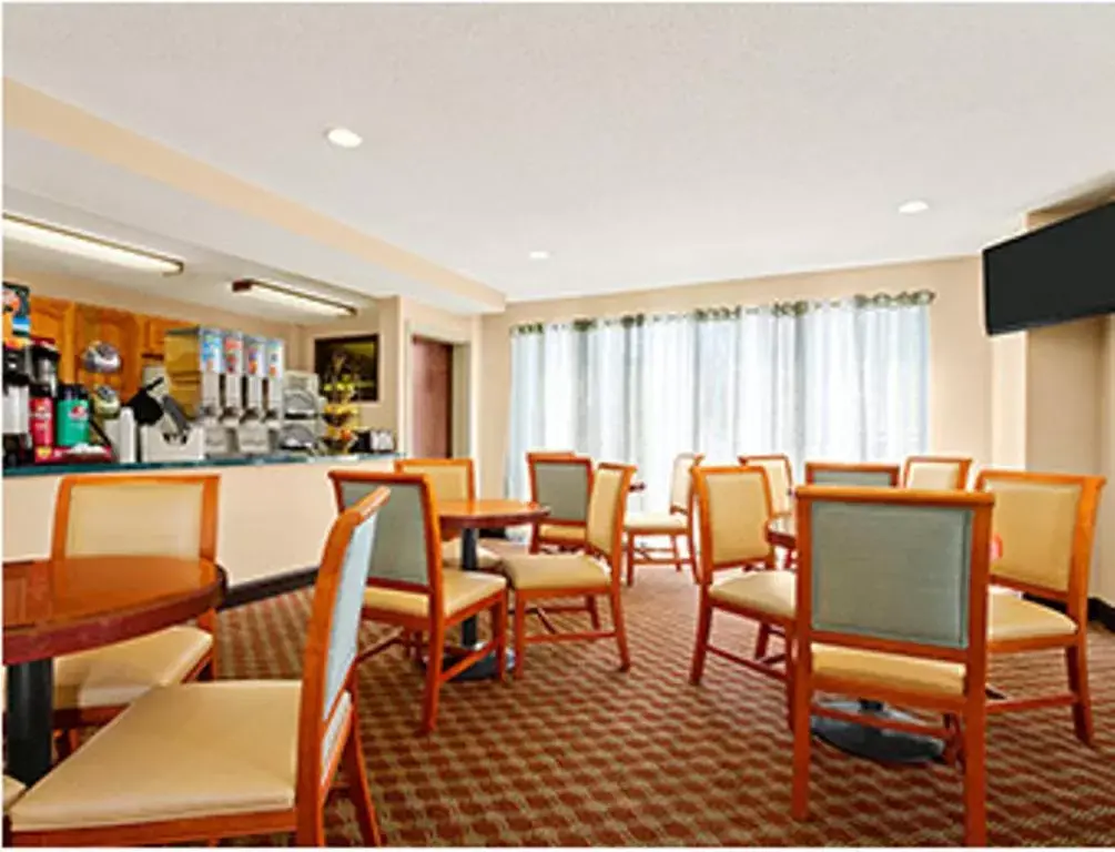 Restaurant/places to eat in Ramada Limited - Columbia Restaurant/places to eat in Ramada Limited - Columbia