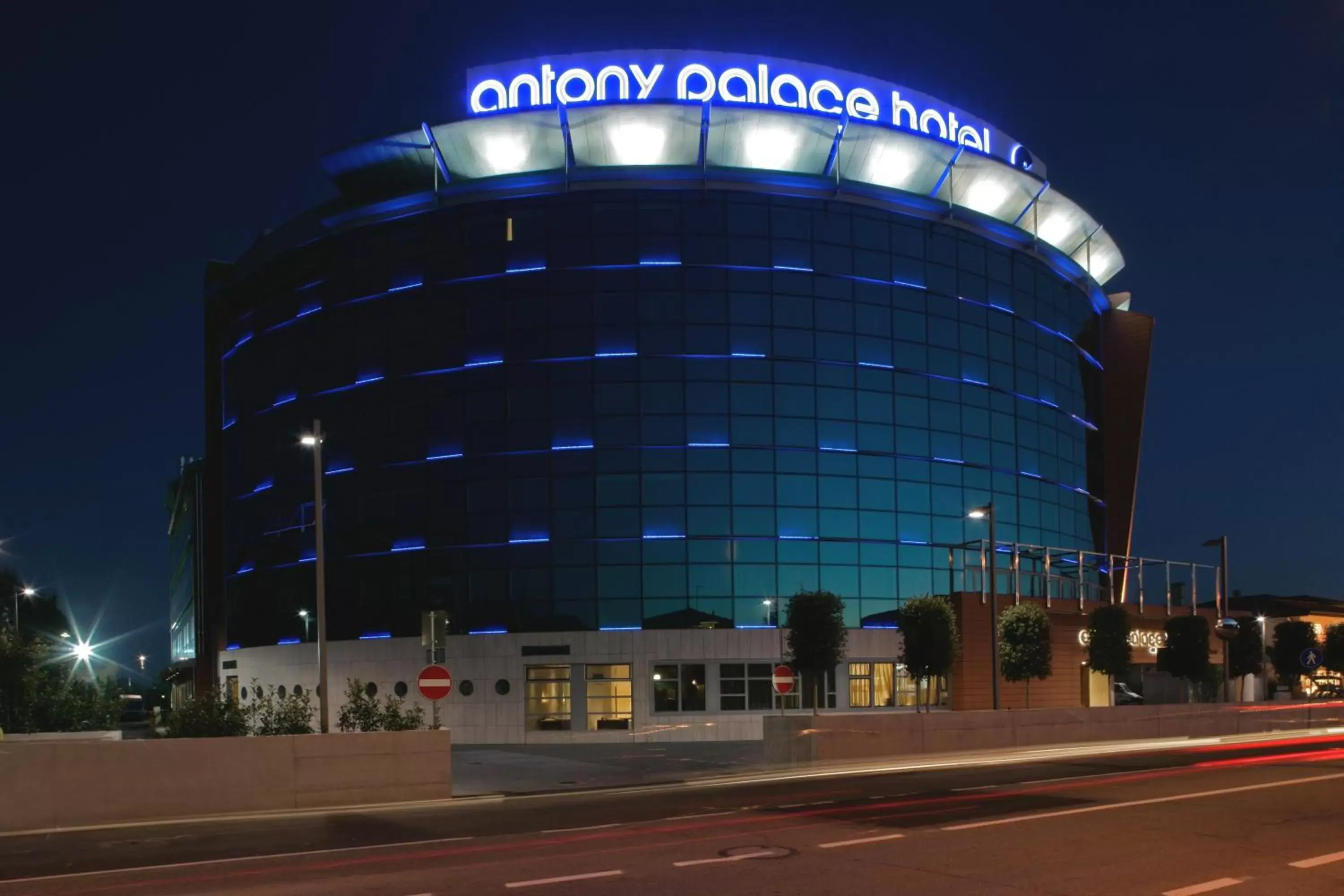 Facade/entrance, Property Building in Antony Palace Hotel - Venice Airport