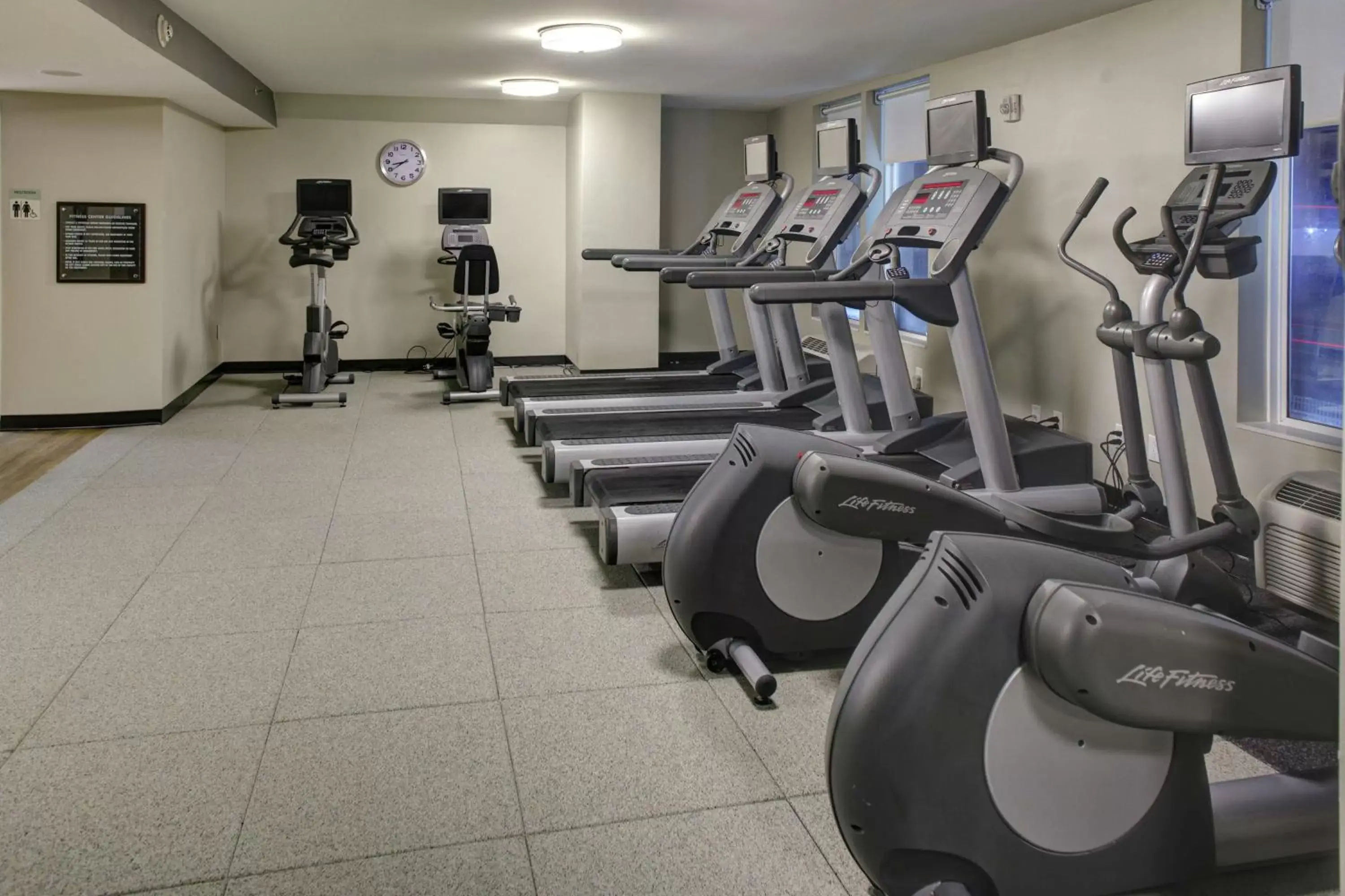 Fitness centre/facilities, Fitness Center/Facilities in DoubleTree by Hilton Biloxi
